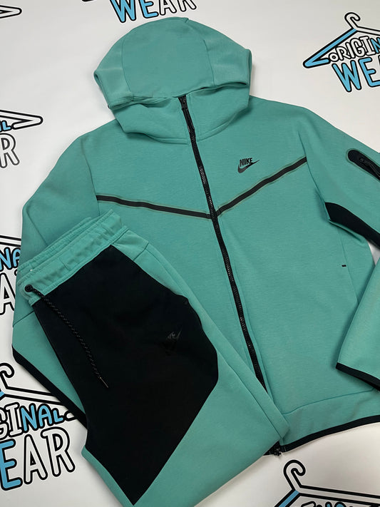 Nike Tech Fleece Komplet