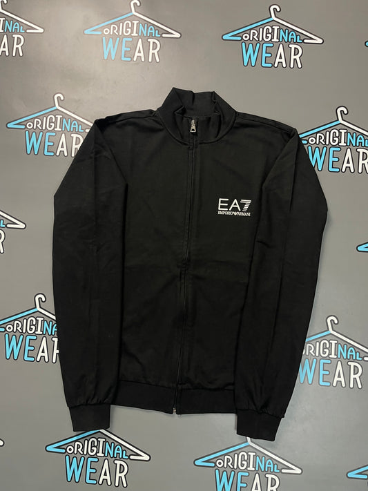 EA7 Duks