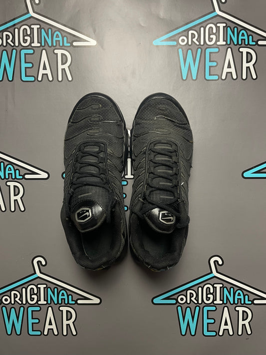 Nike Air Max TN “Triple Black”