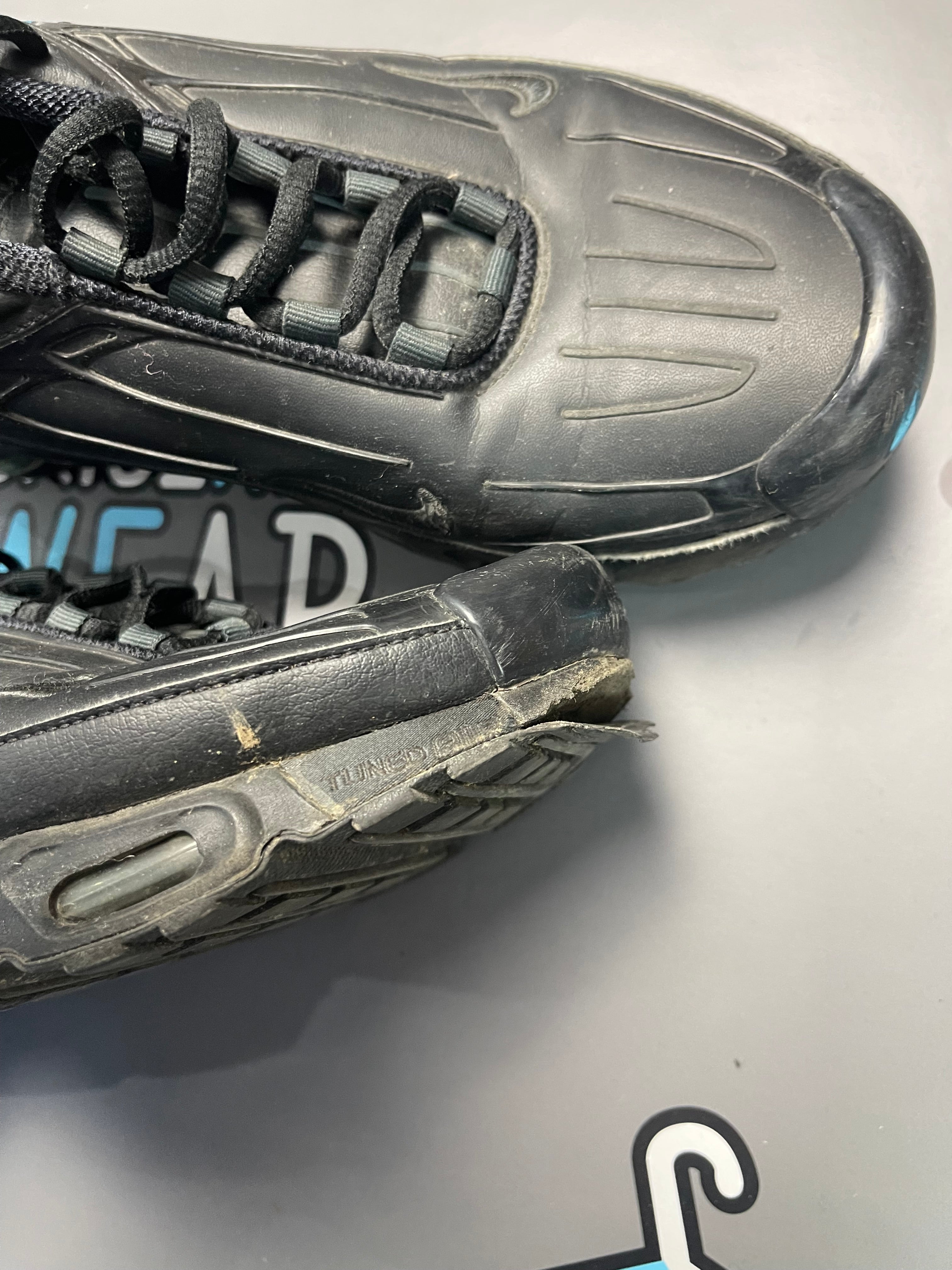 Nike Air Max TN “Leather Black”