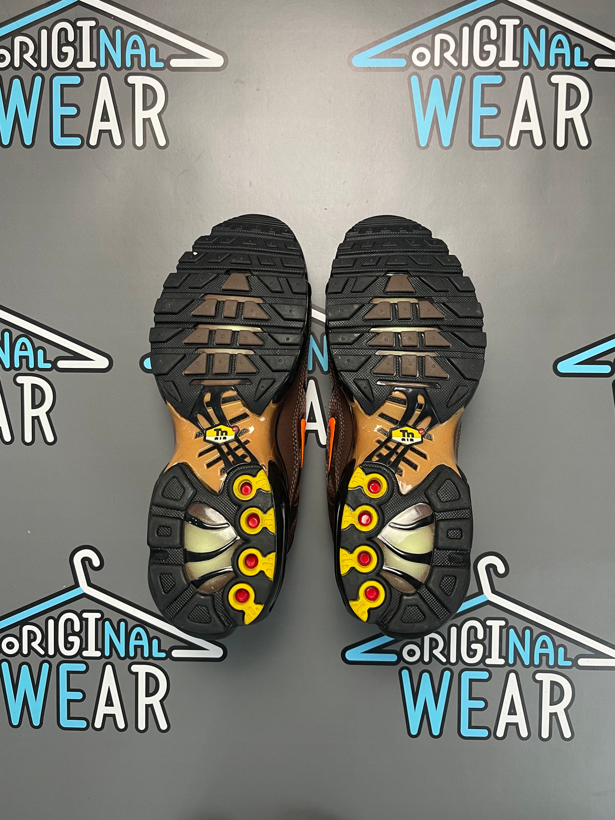 Nike Air Max TN “Brown Destiny” &mdash; Slika 4 od 6