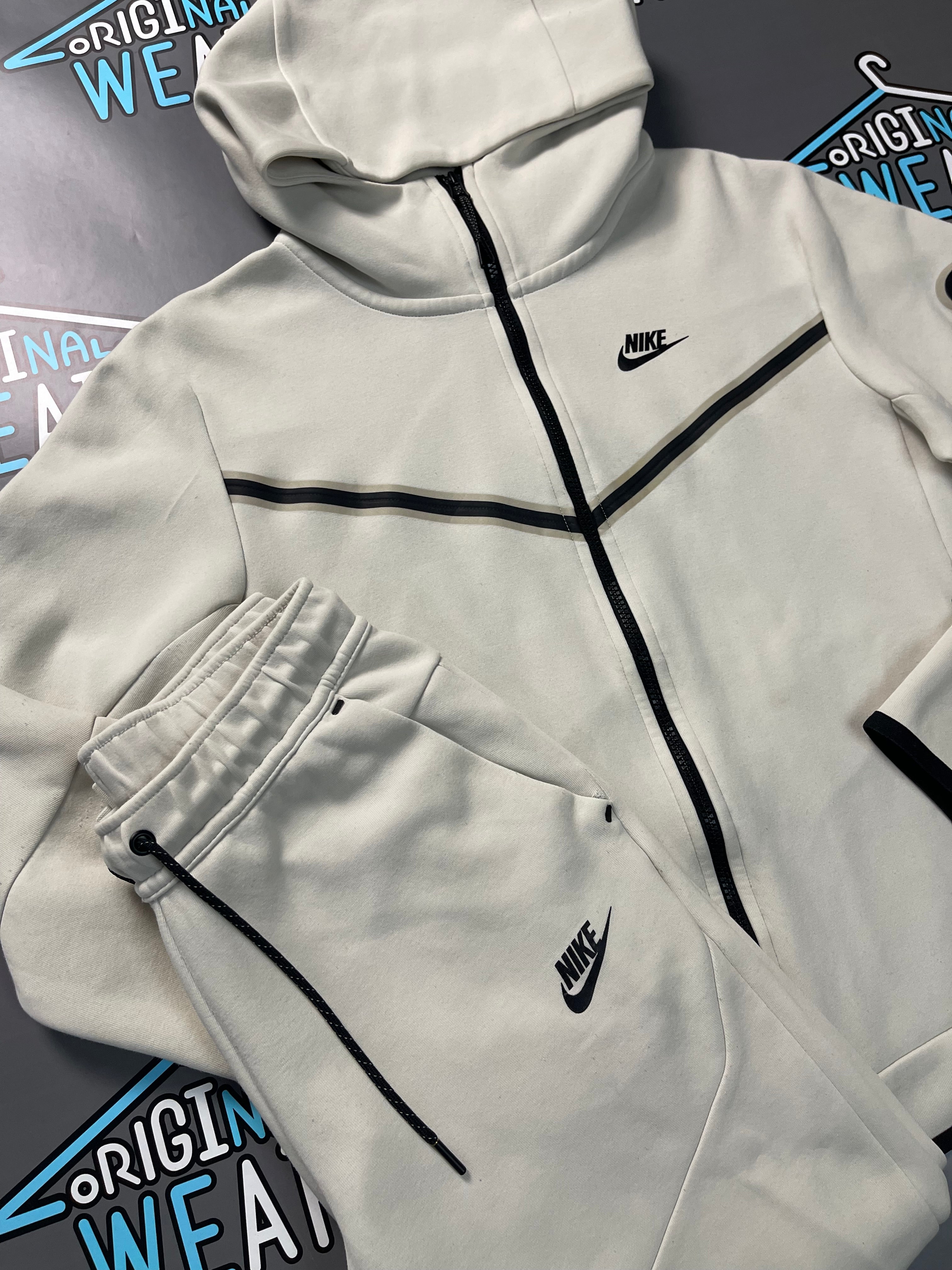 Nike Tech Fleece Komplet