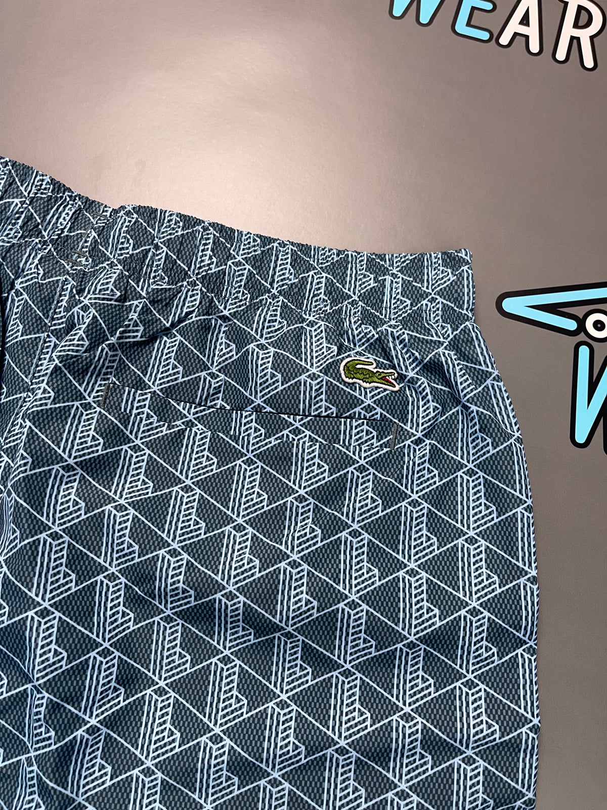 Lacoste “Monogram” Šorc &mdash; Slika 3 od 5