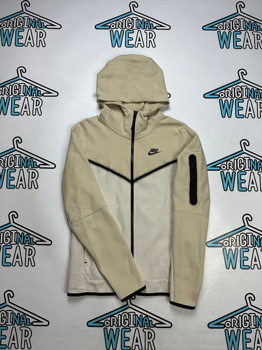 Nike Tech Fleece Duks
