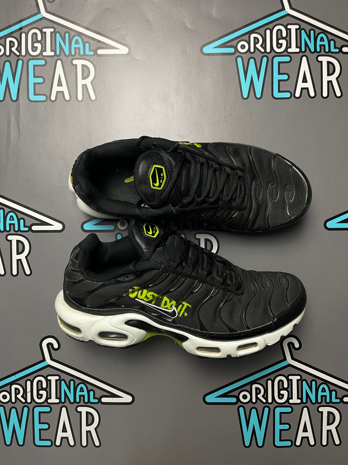 Nike Air Max TN Plus “Black/Volt” &mdash; Slika 1 od 6