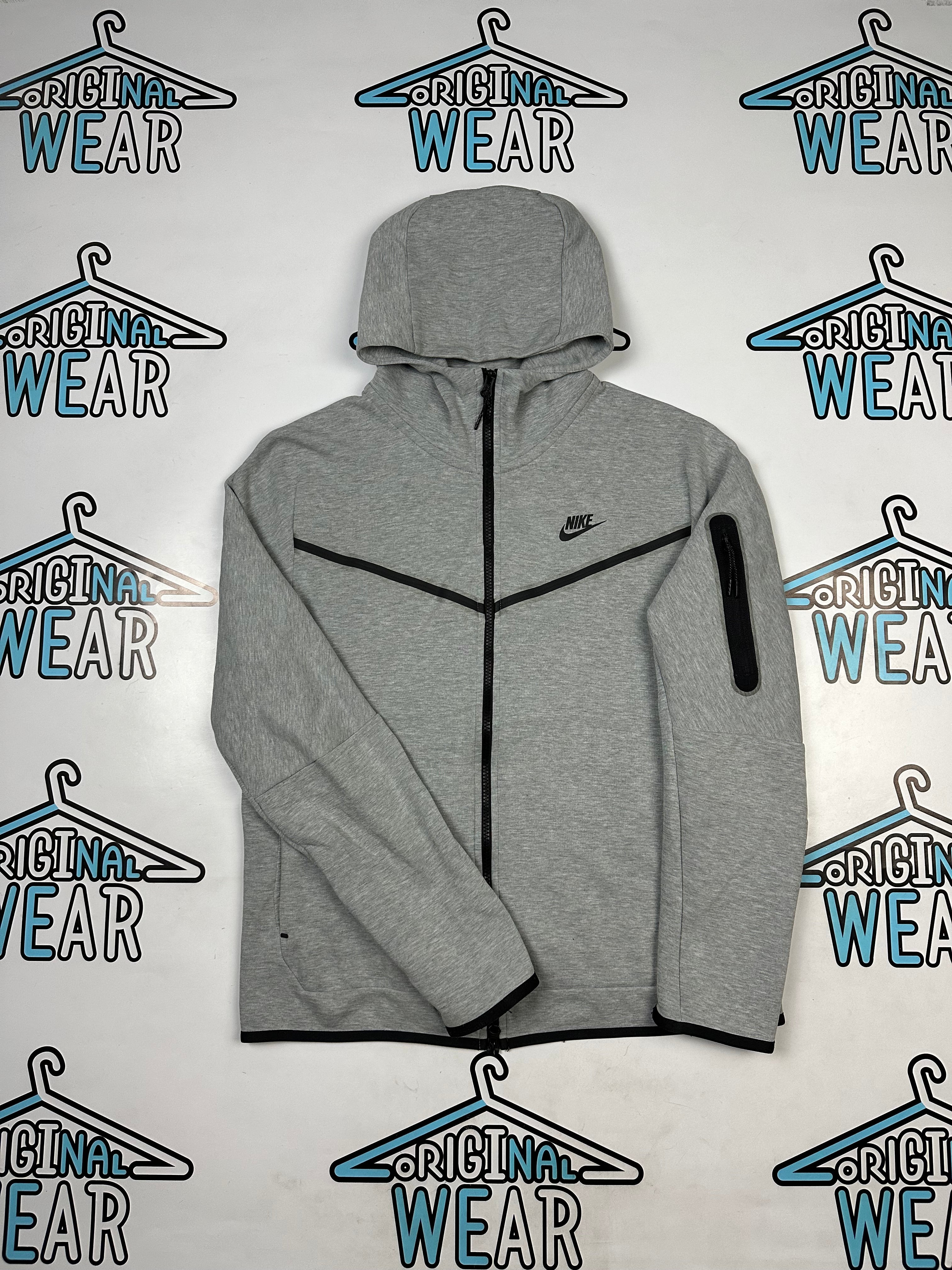 Nike Tech Fleece Duks