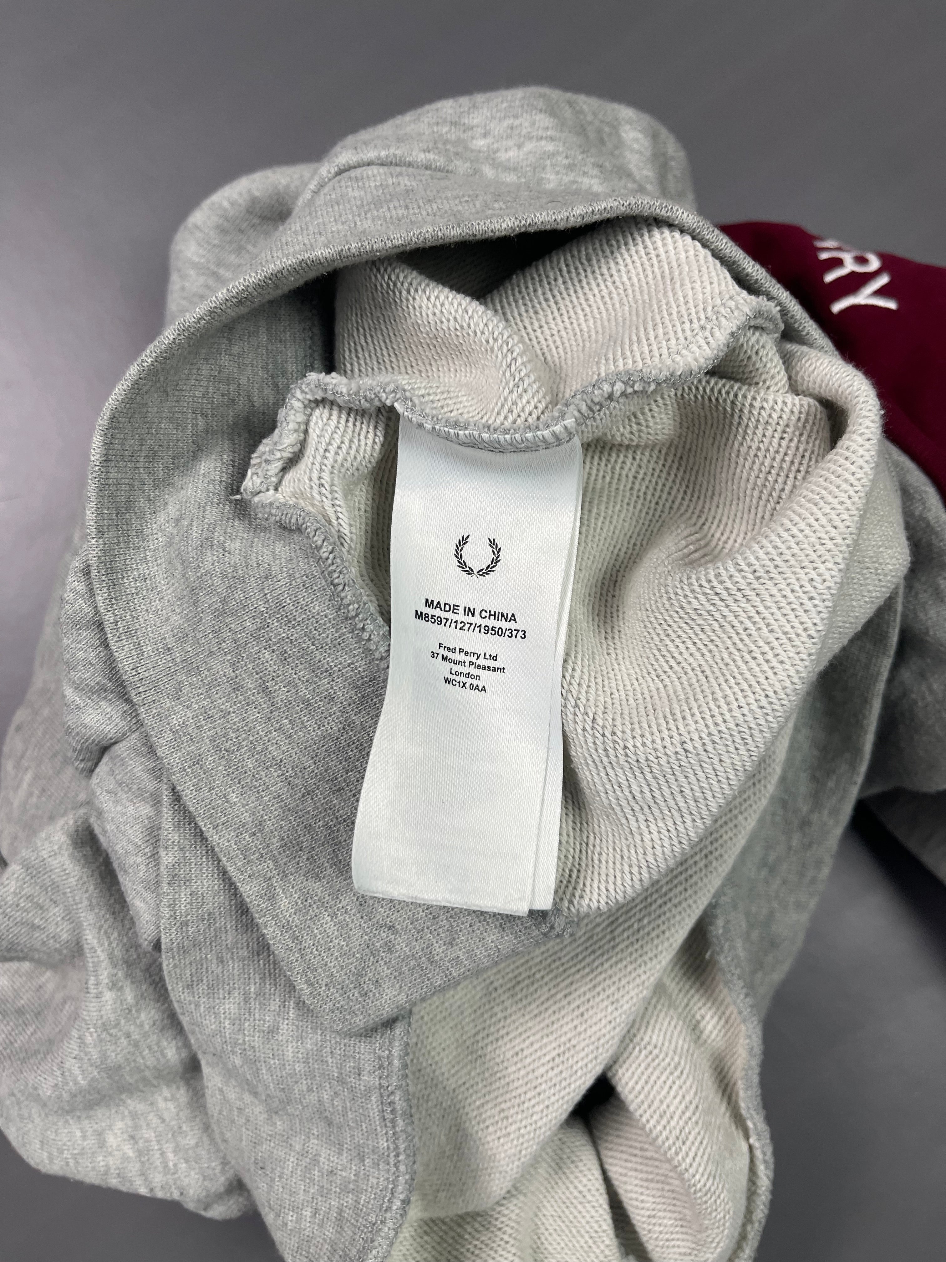 Fred Perry Duks