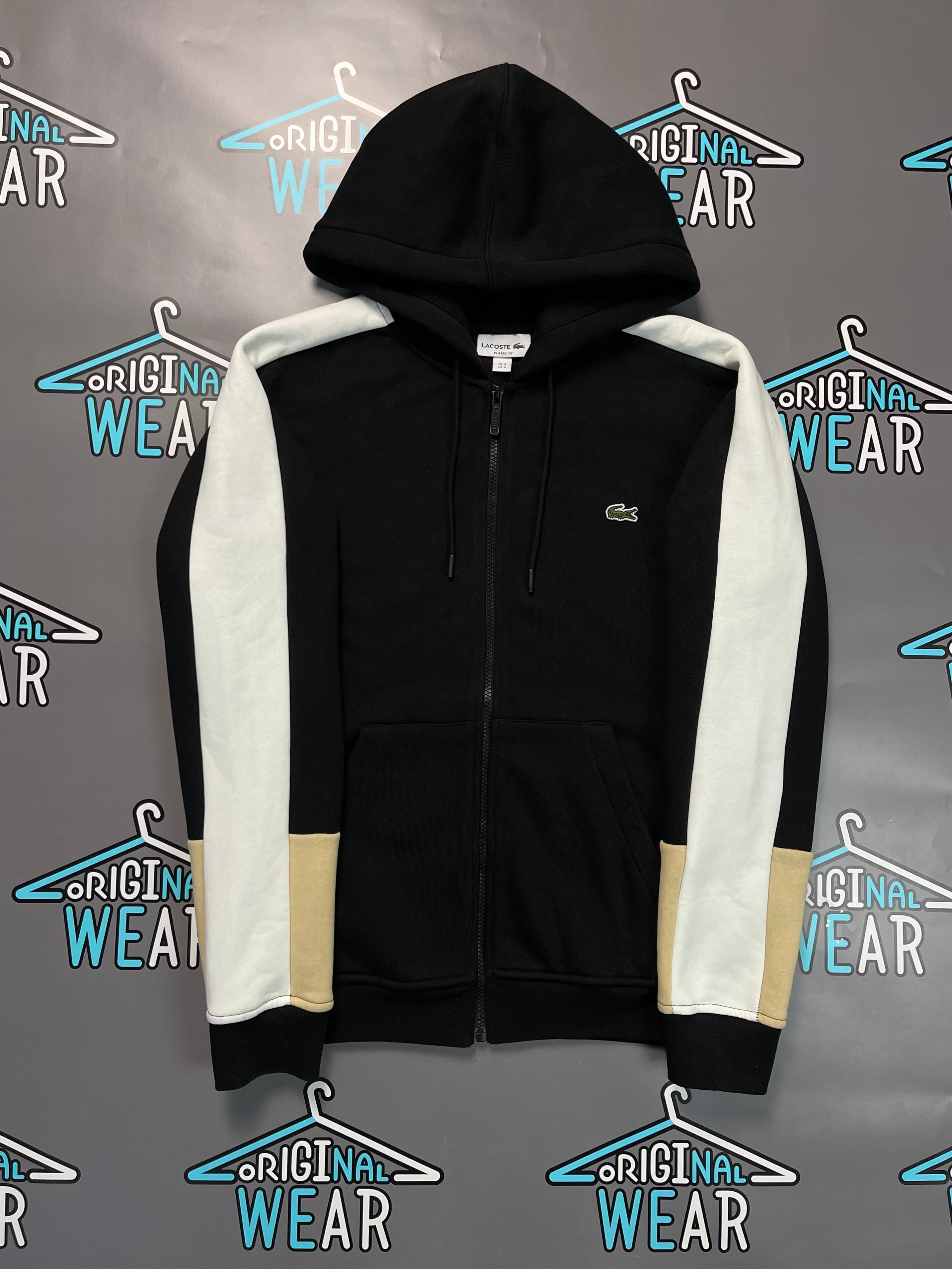 Lacoste “Golden” Duks