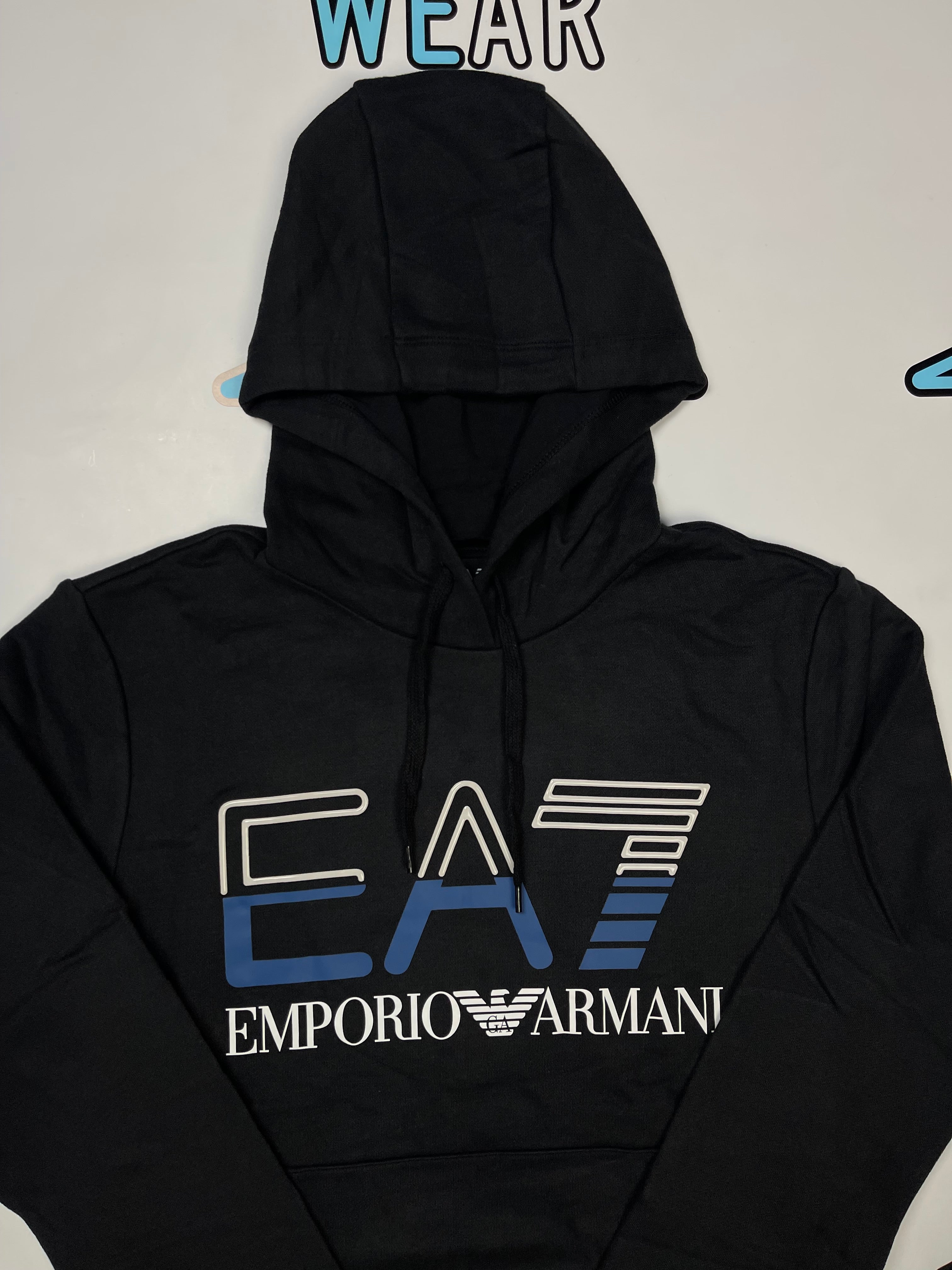 EA7 Duks