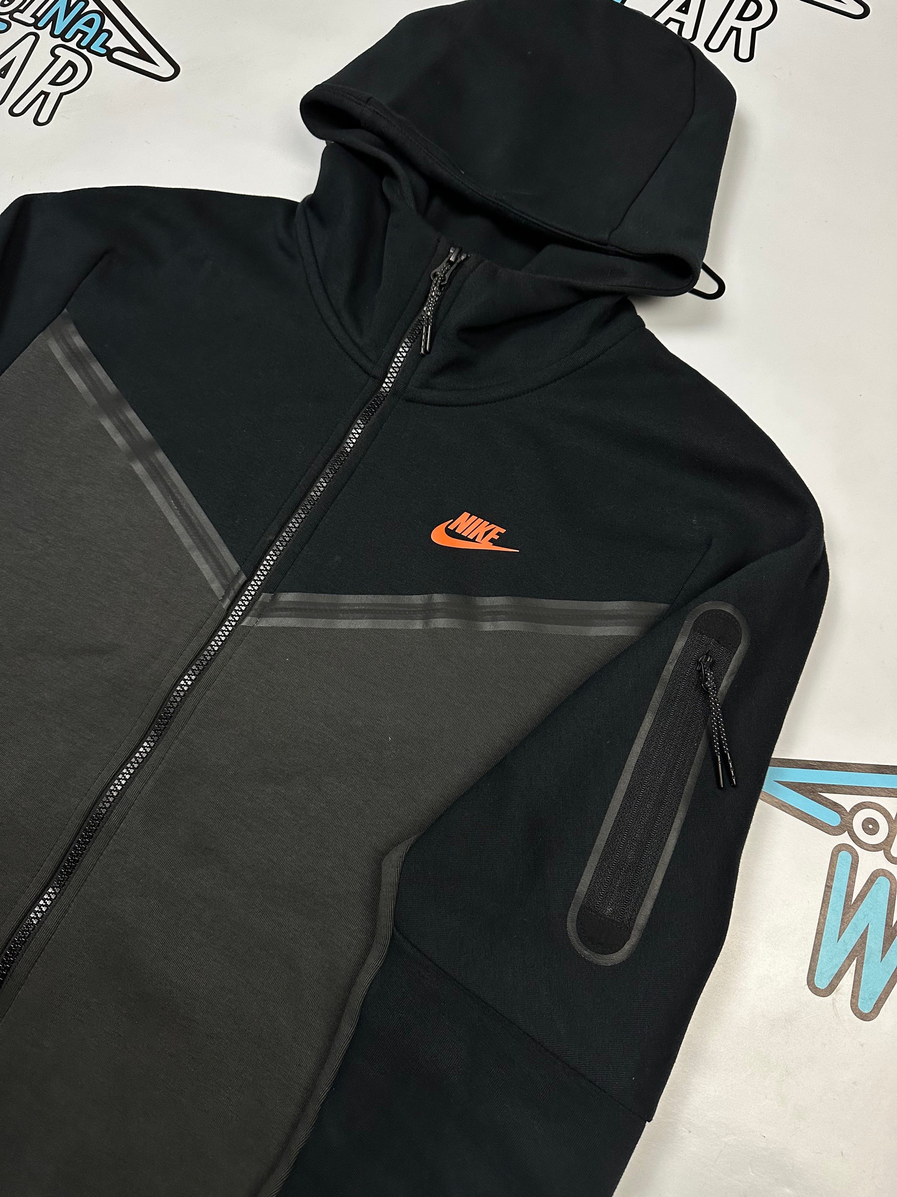 Nike Tech Fleece Duks
