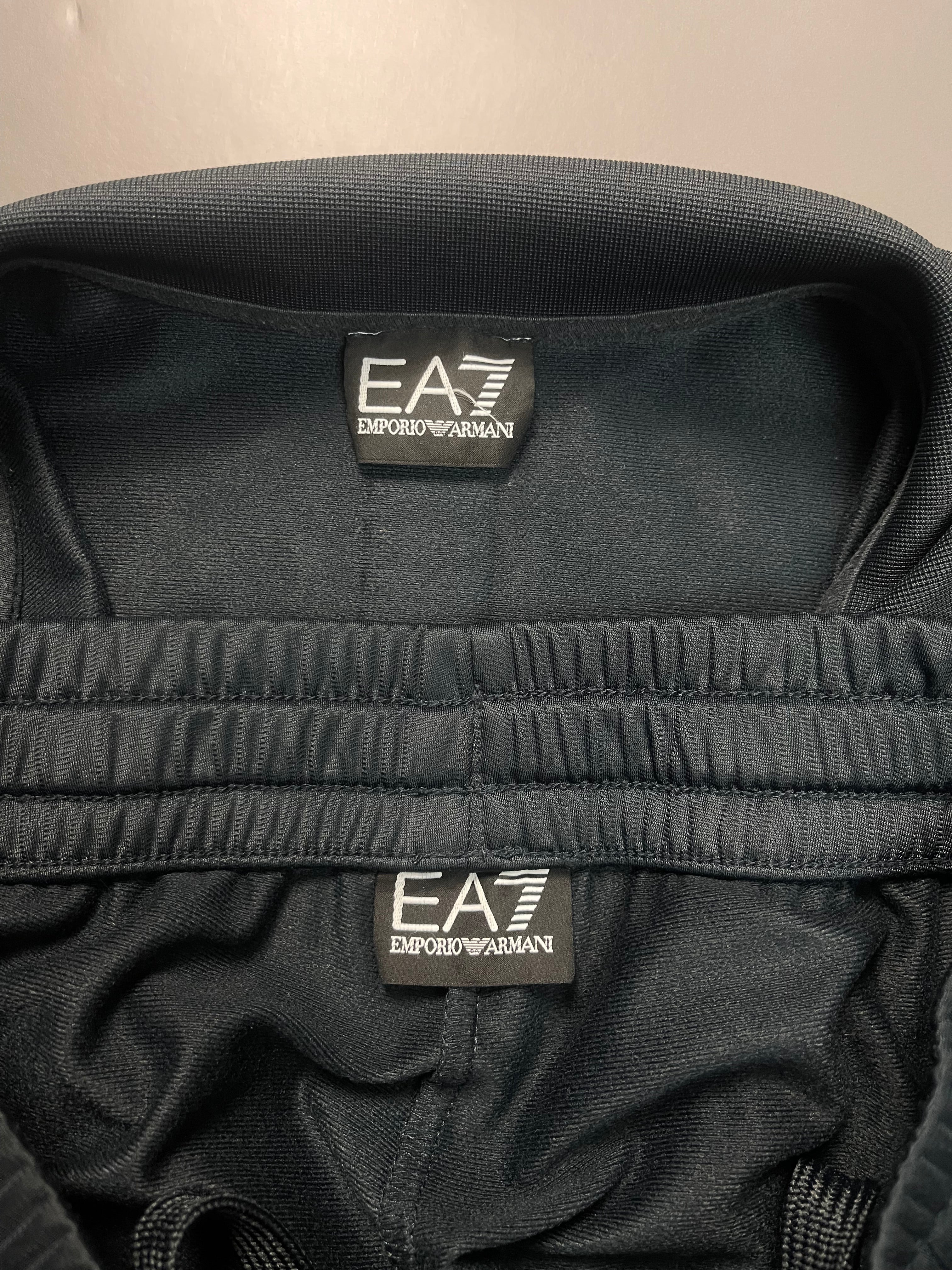 EA7 Komplet