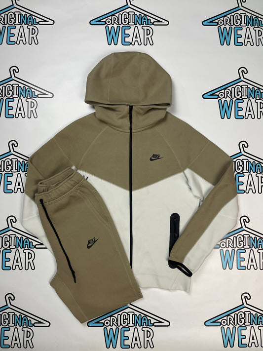 Nike Tech Fleece Komplet