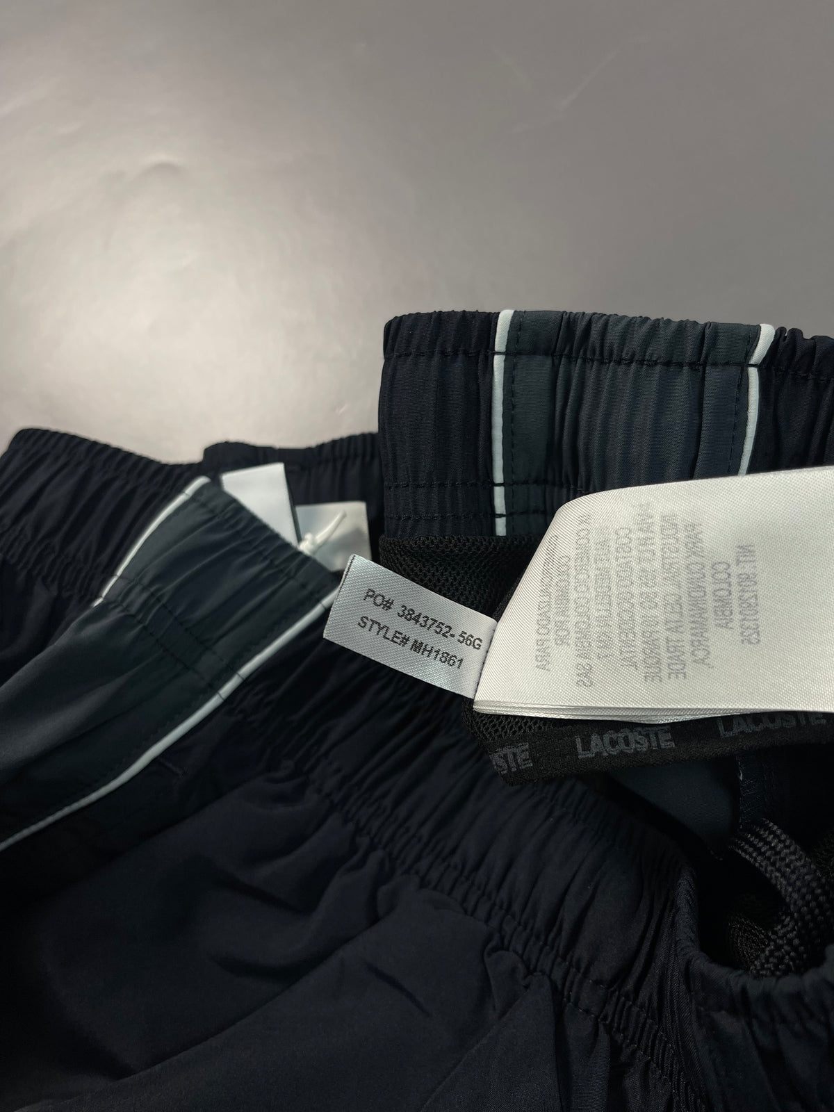 Lacoste “Grey Skin” Šorc &mdash; Slika 4 od 4