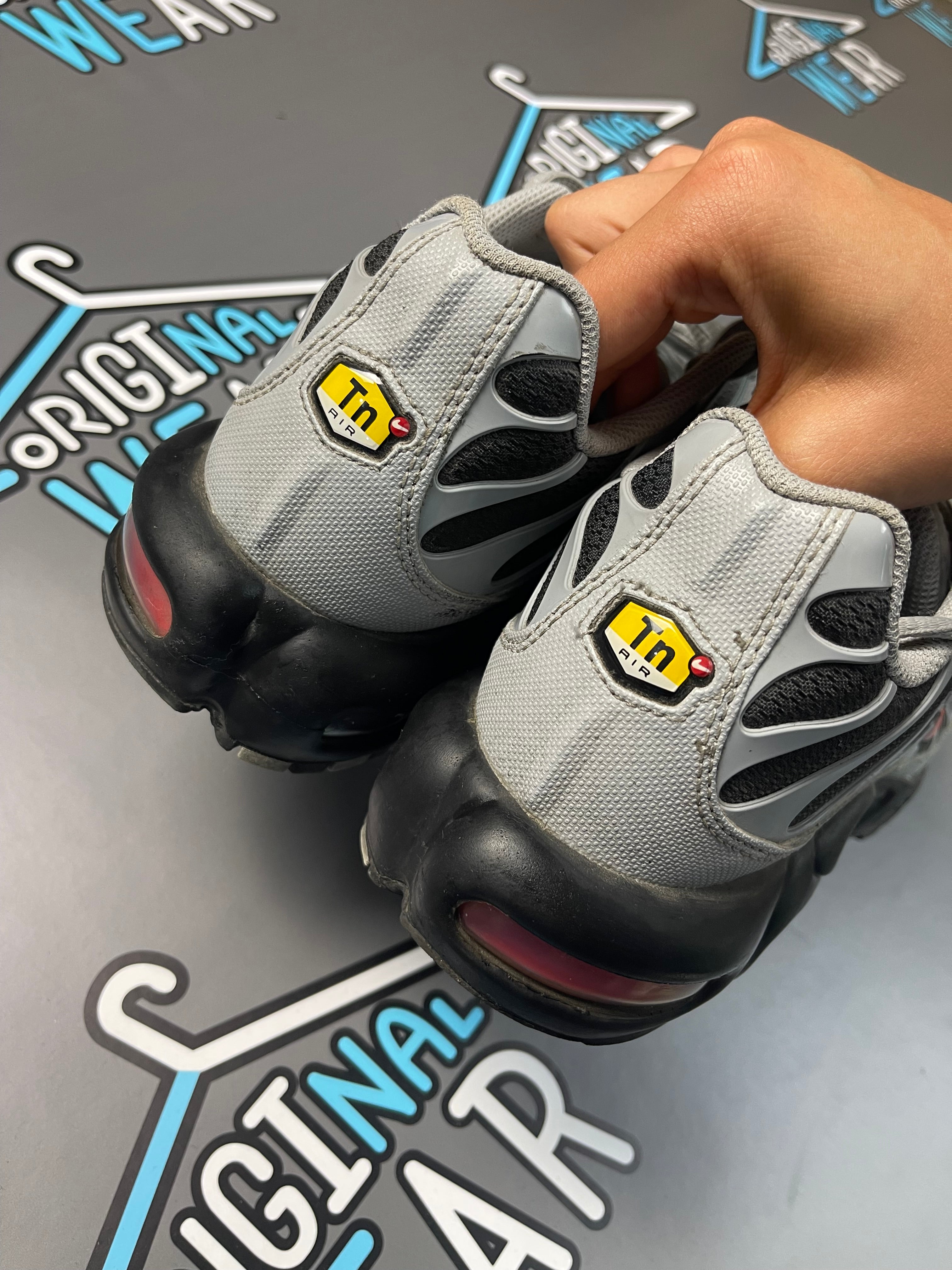 Nike Air Max TN “Picante Red”