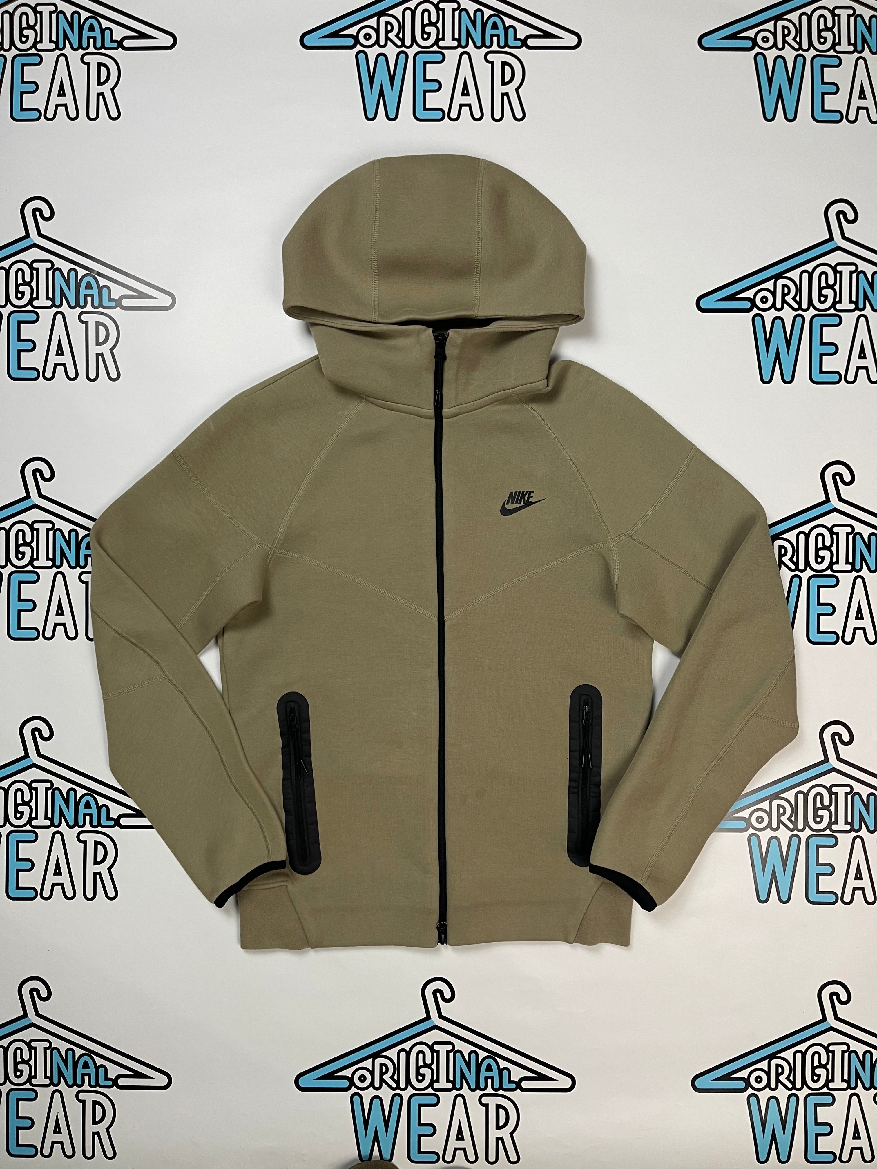 Nike Tech Fleece Duks