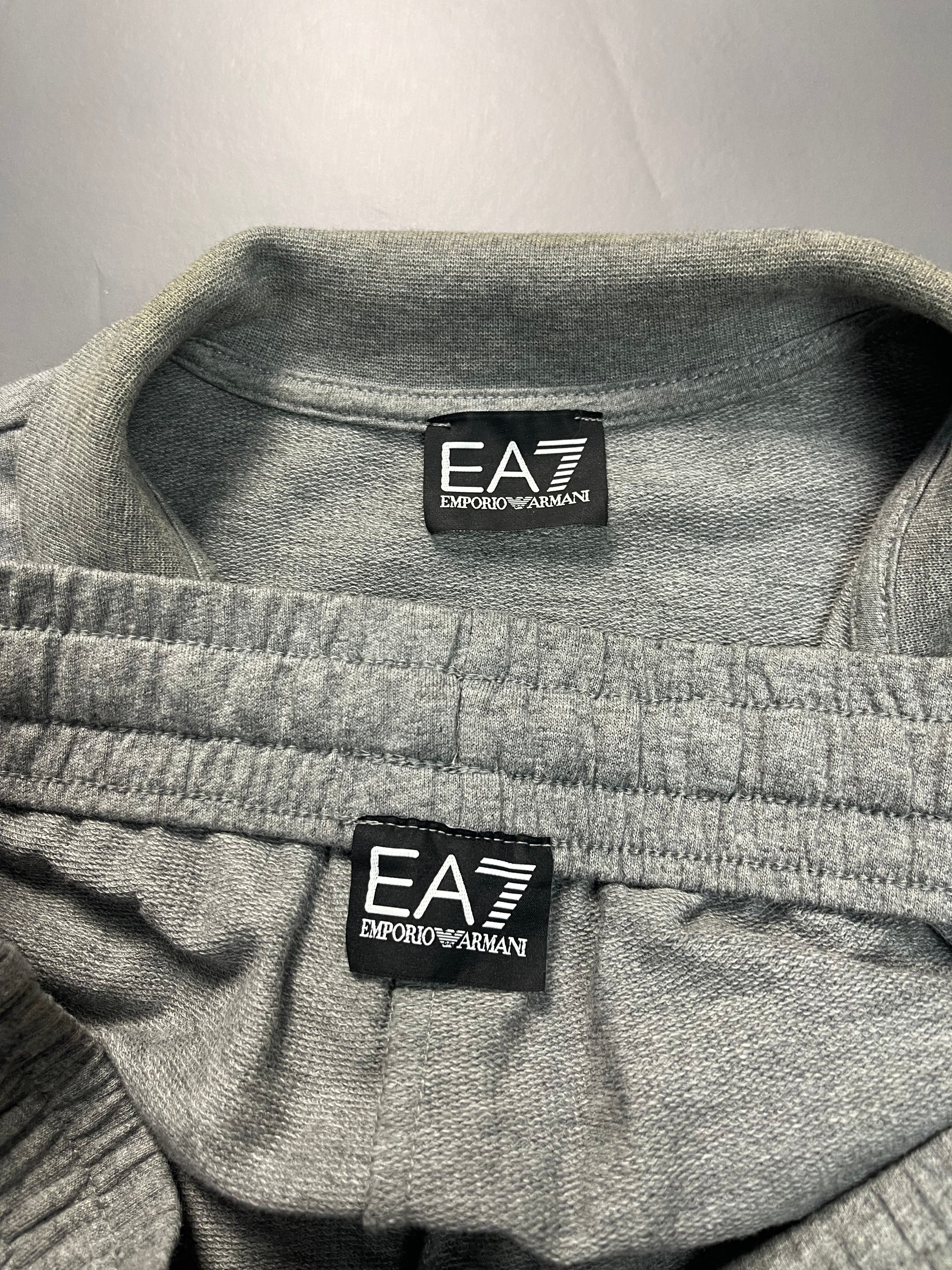EA7 Komplet