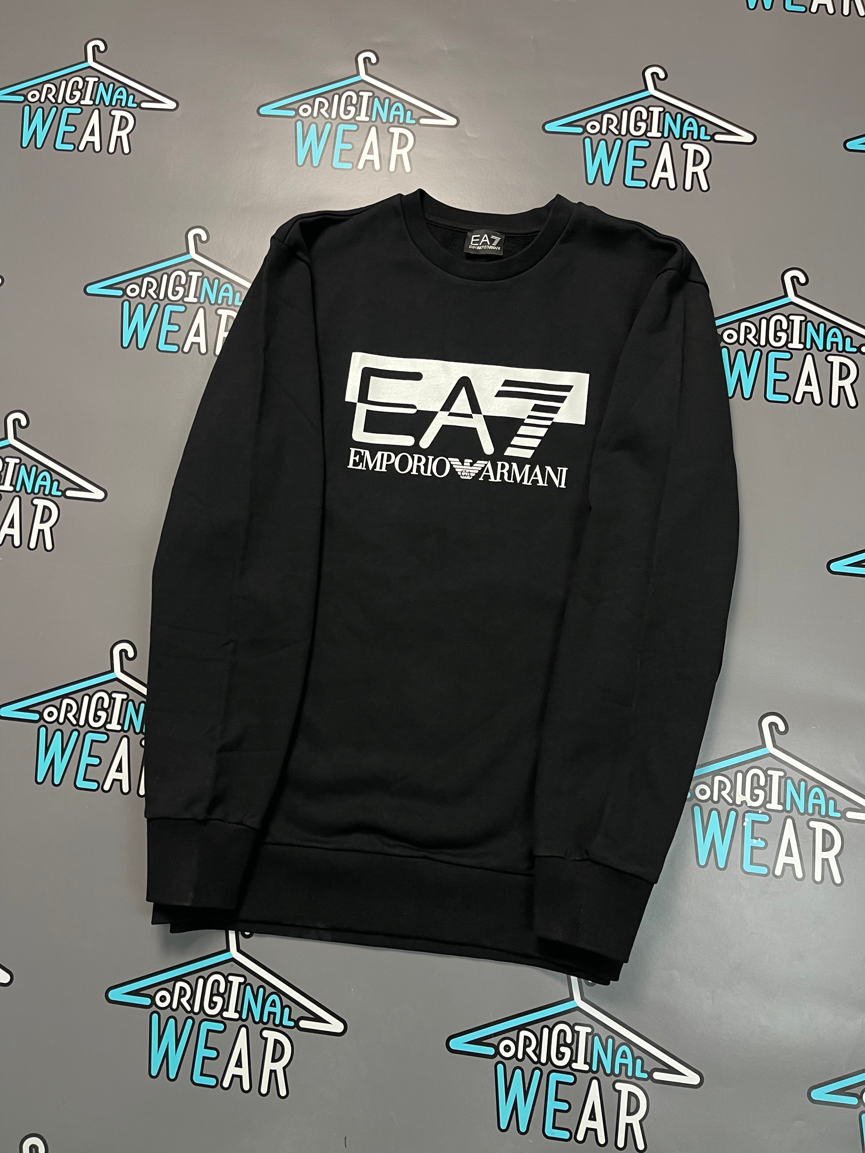 EA7 Duks