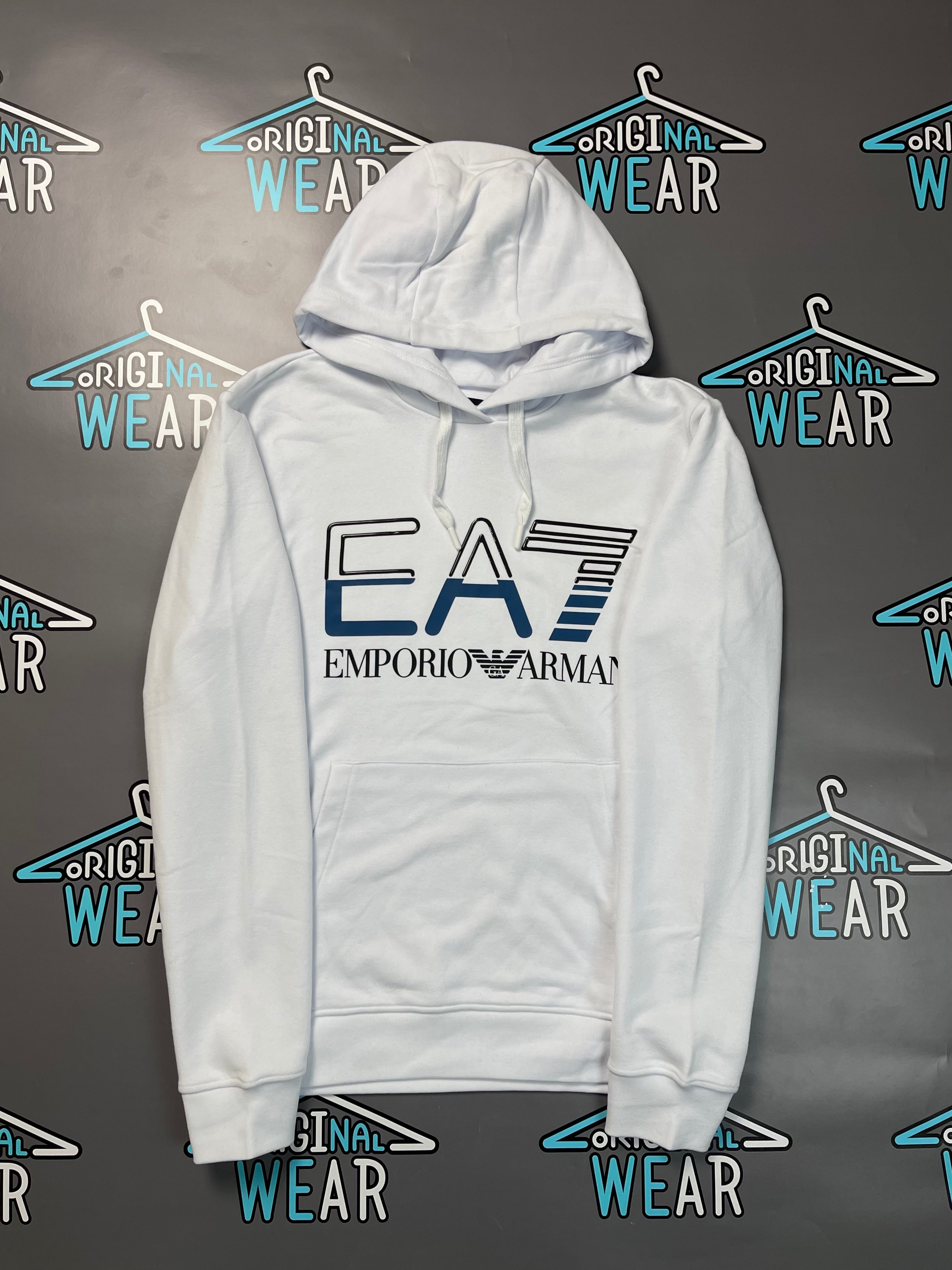 EA7 Duks