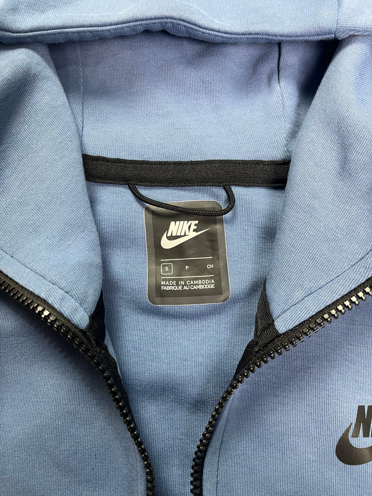 Nike Tech Fleece Duks &mdash; Slika 3 od 4