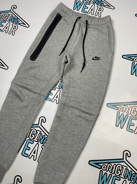Nike Tech Fleece 2024 Trenerka
