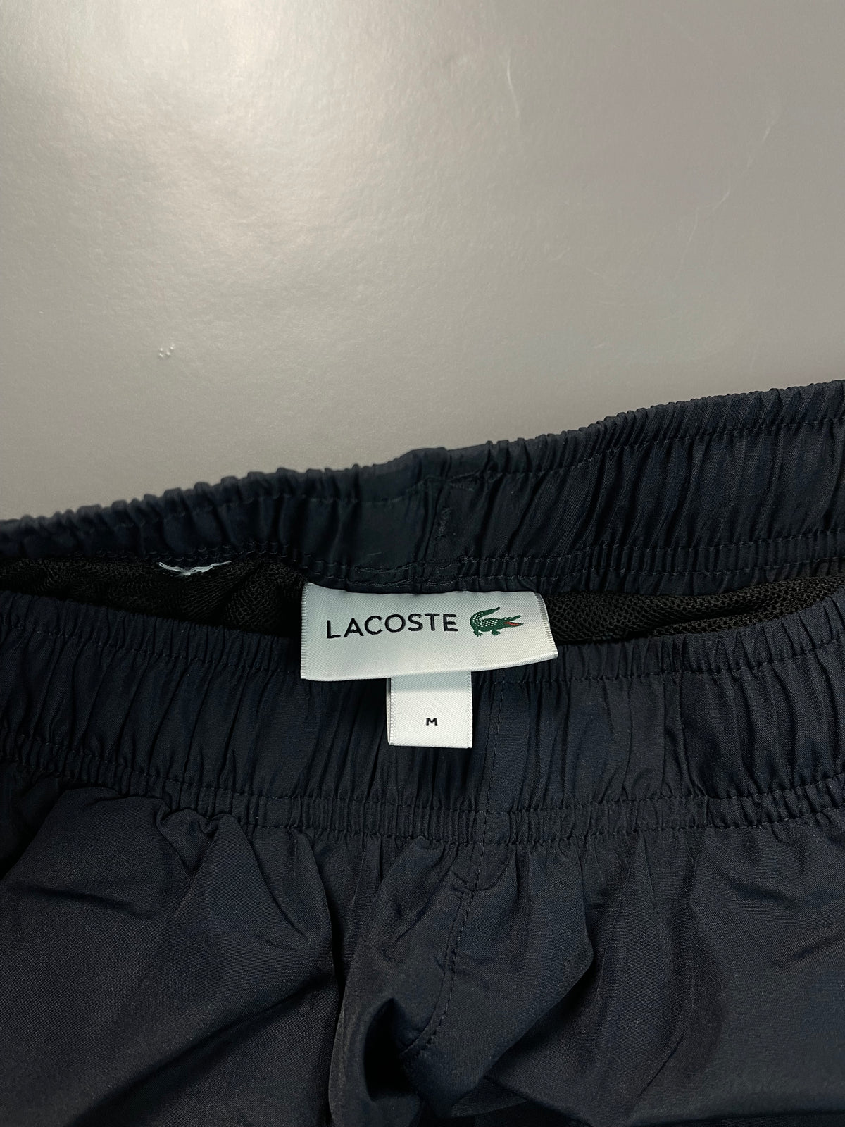 Lacoste “Grey Skin” Šorc &mdash; Slika 3 od 4