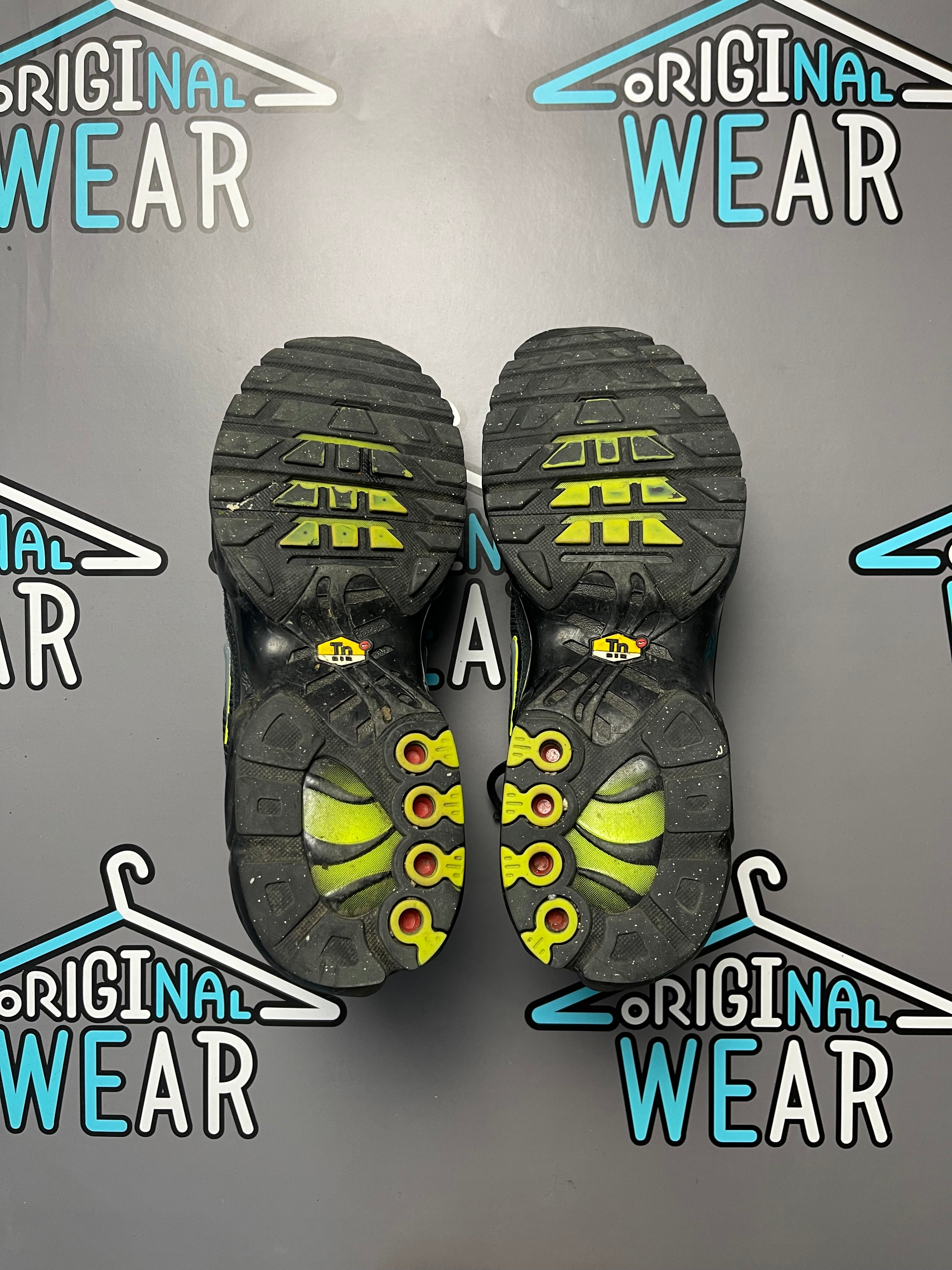Nike AirMax TN “Black Volt” Patike