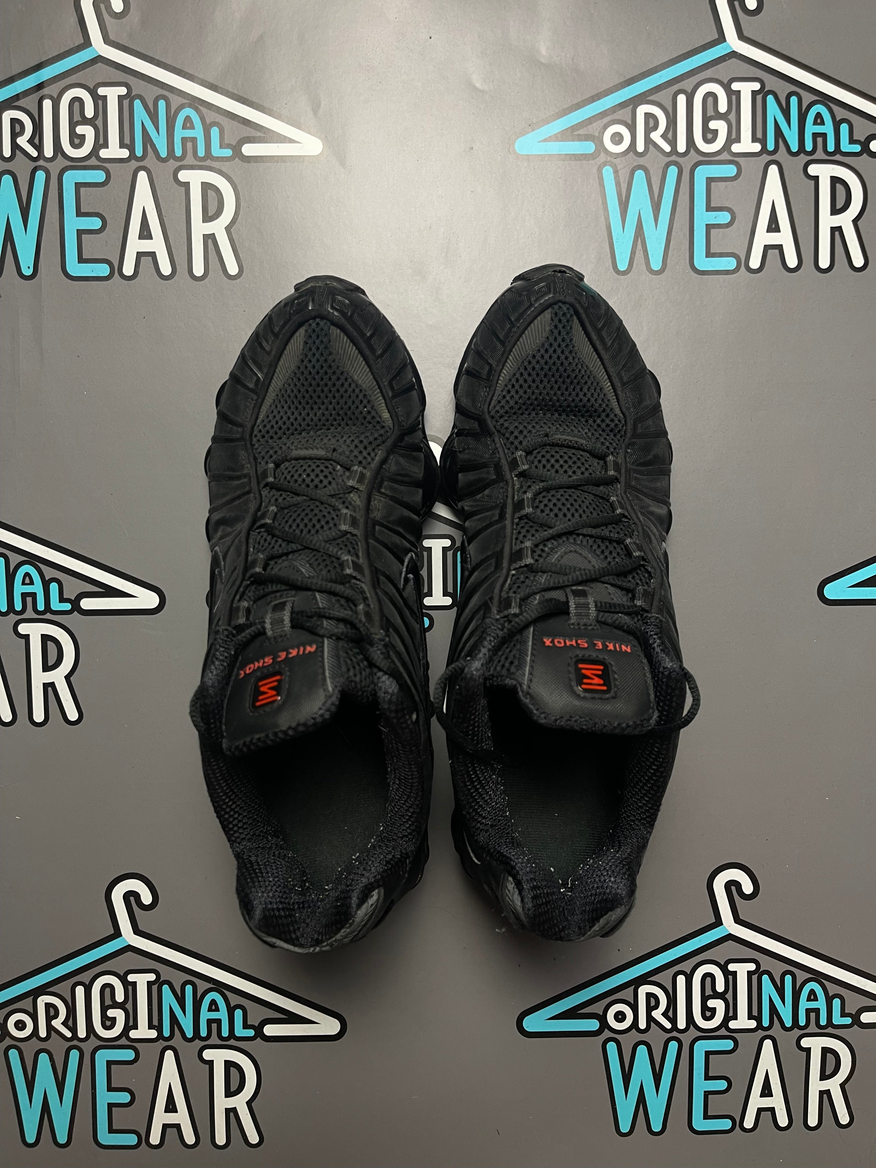 Nike Shox “Full Black” Patike
