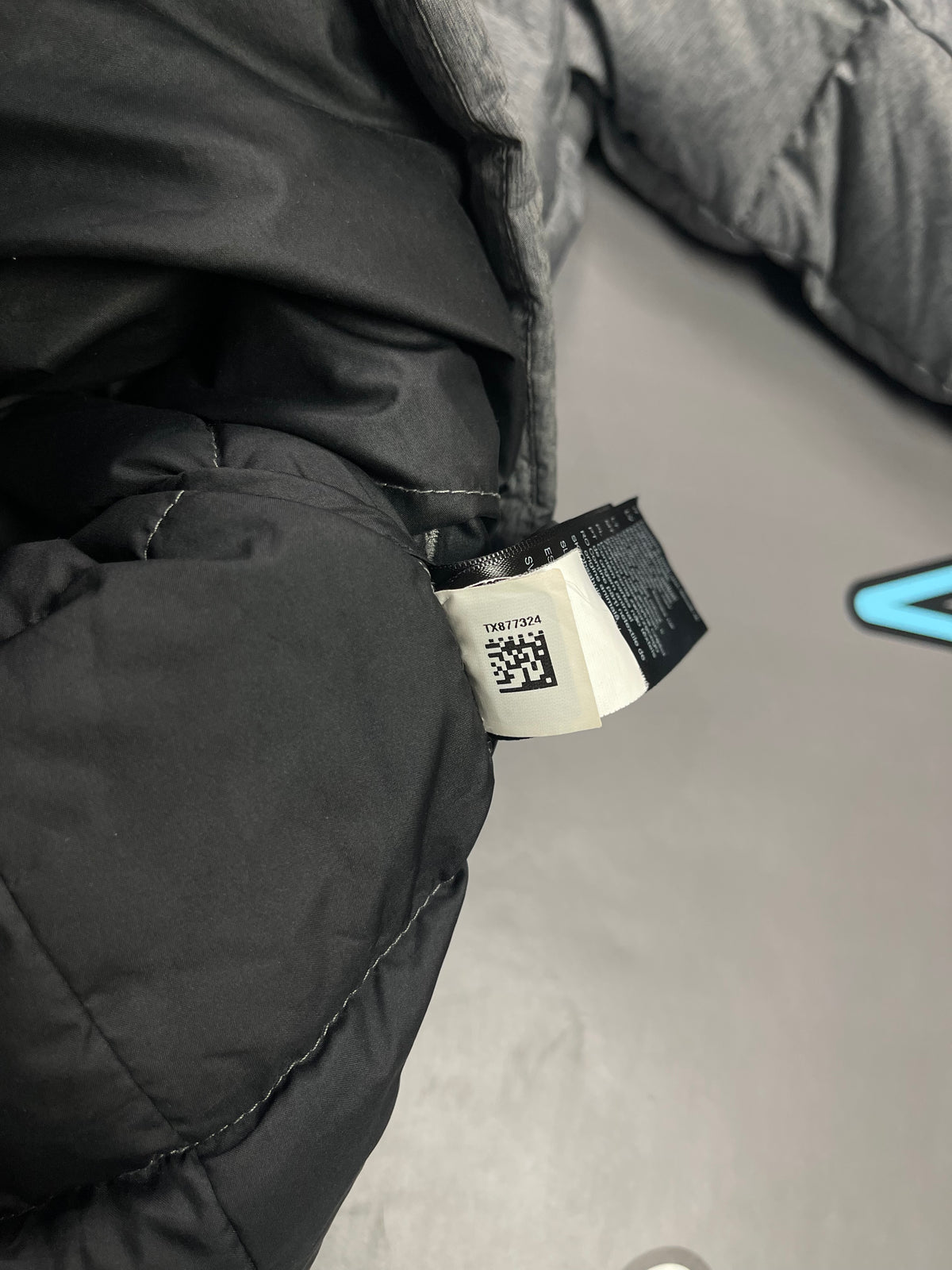 The North Face “Black Logo” Jakna &mdash; Slika 5 od 6