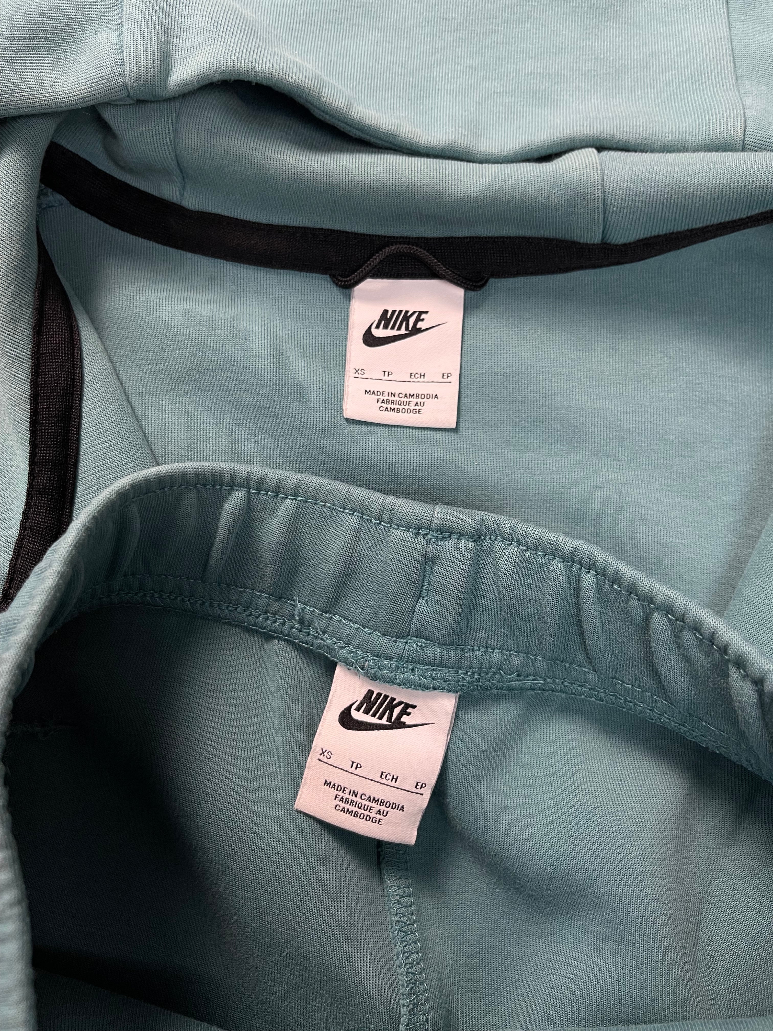Nike Tech Fleece Komplet
