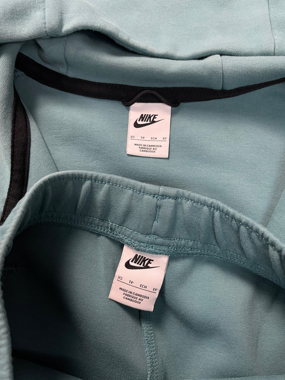 Nike Tech Fleece Komplet &mdash; Slika 4 od 5