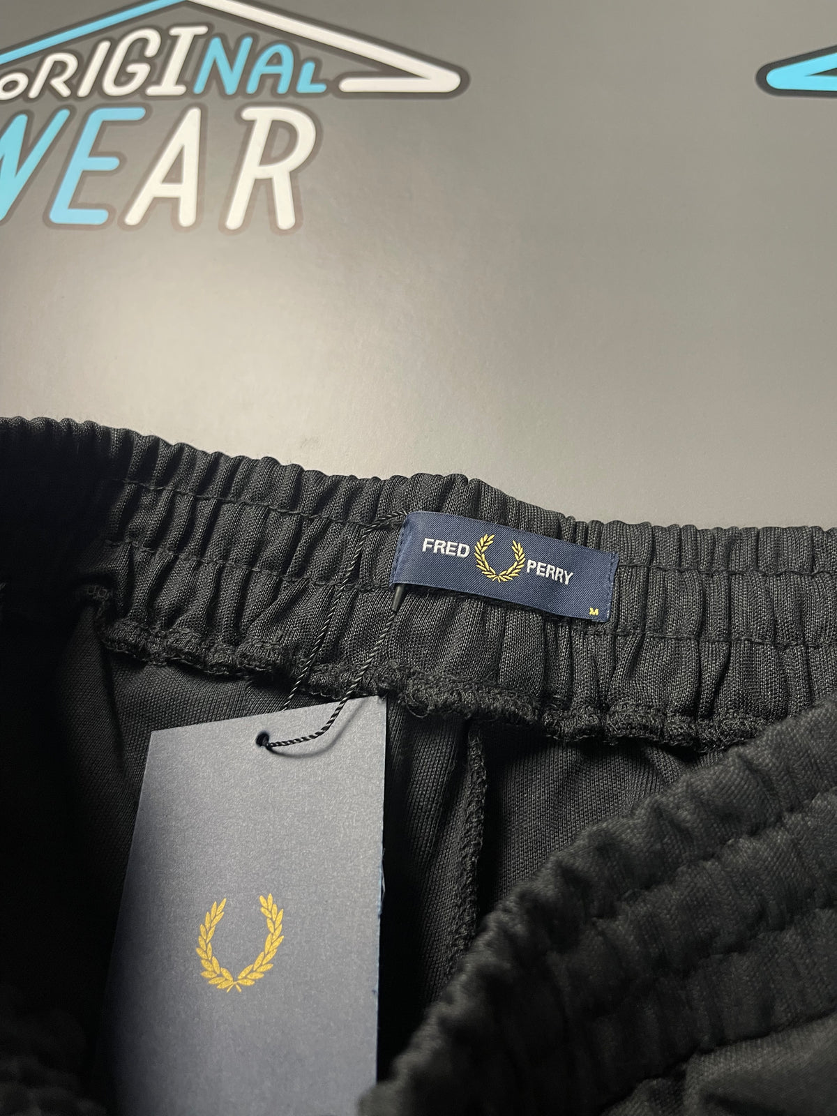 Fred Perry Šorc &mdash; Slika 3 od 4