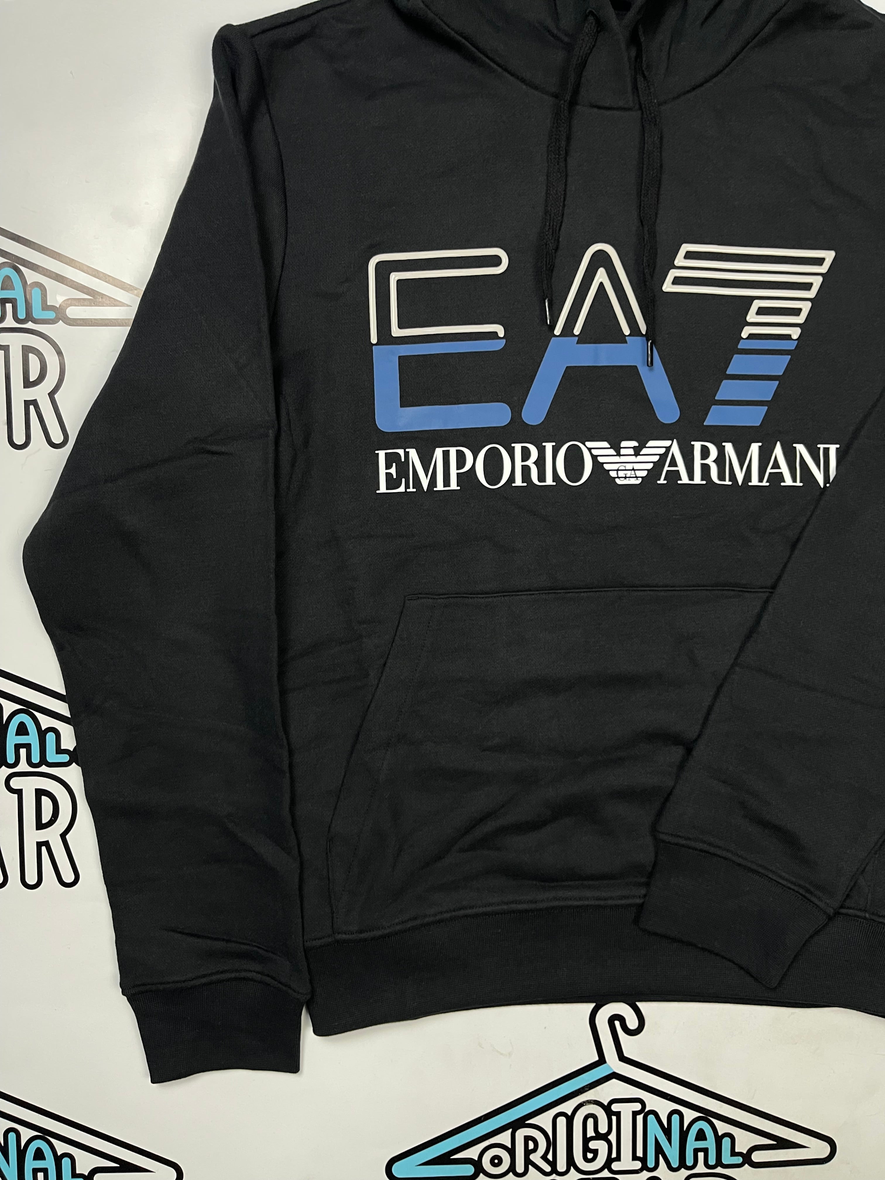 EA7 Duks