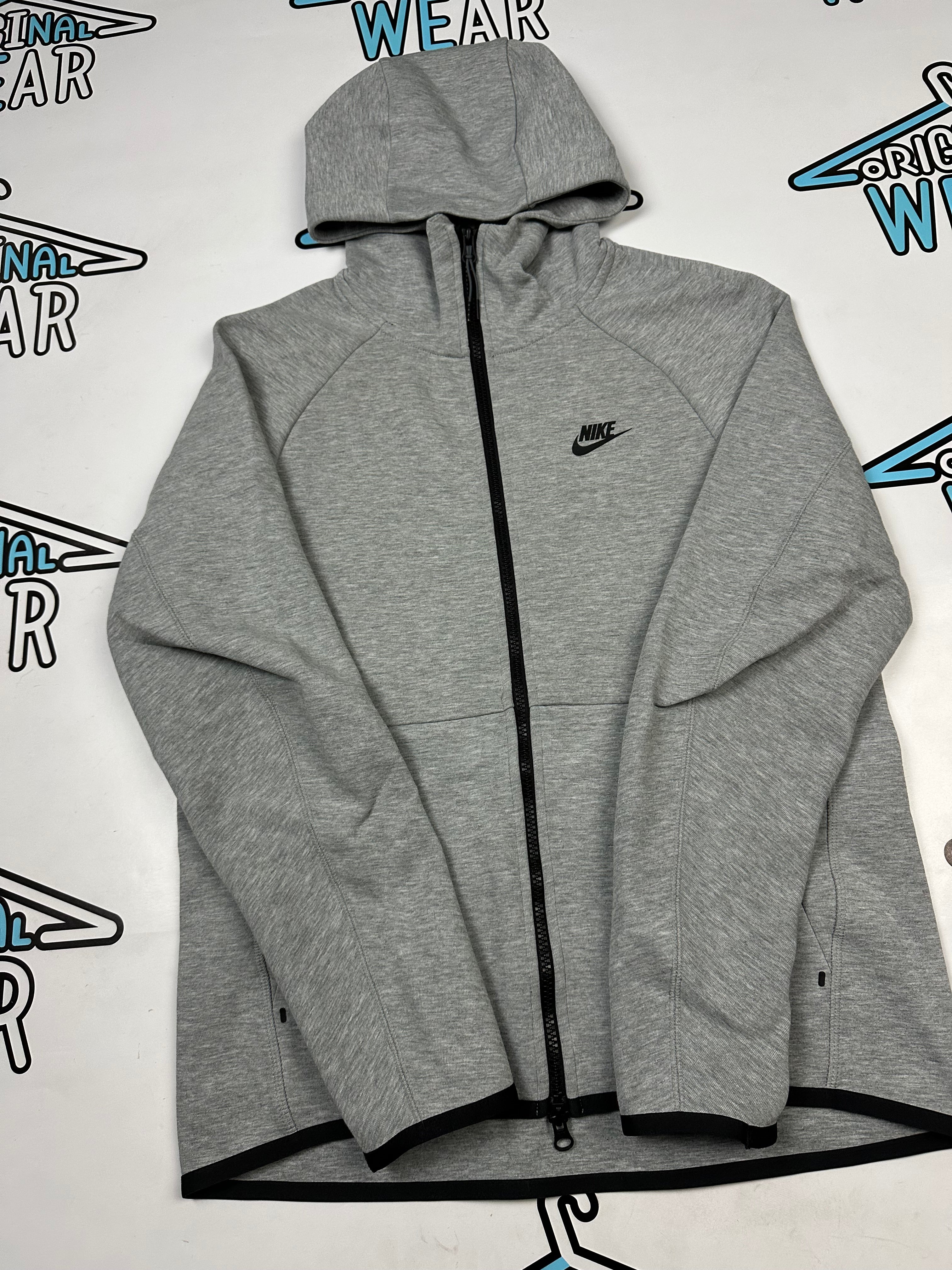Nike Tech Fleece Duks