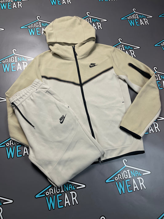 Nike Tech Fleece Komplet