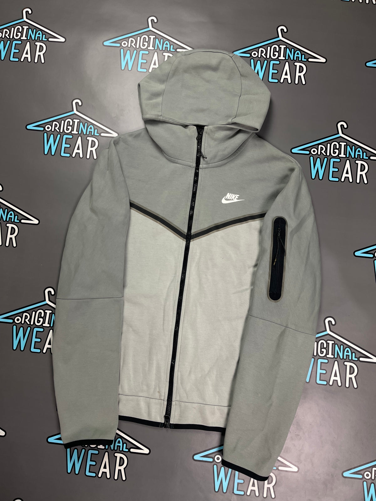 Nike Tech Fleece Duks &mdash; Slika 2 od 4