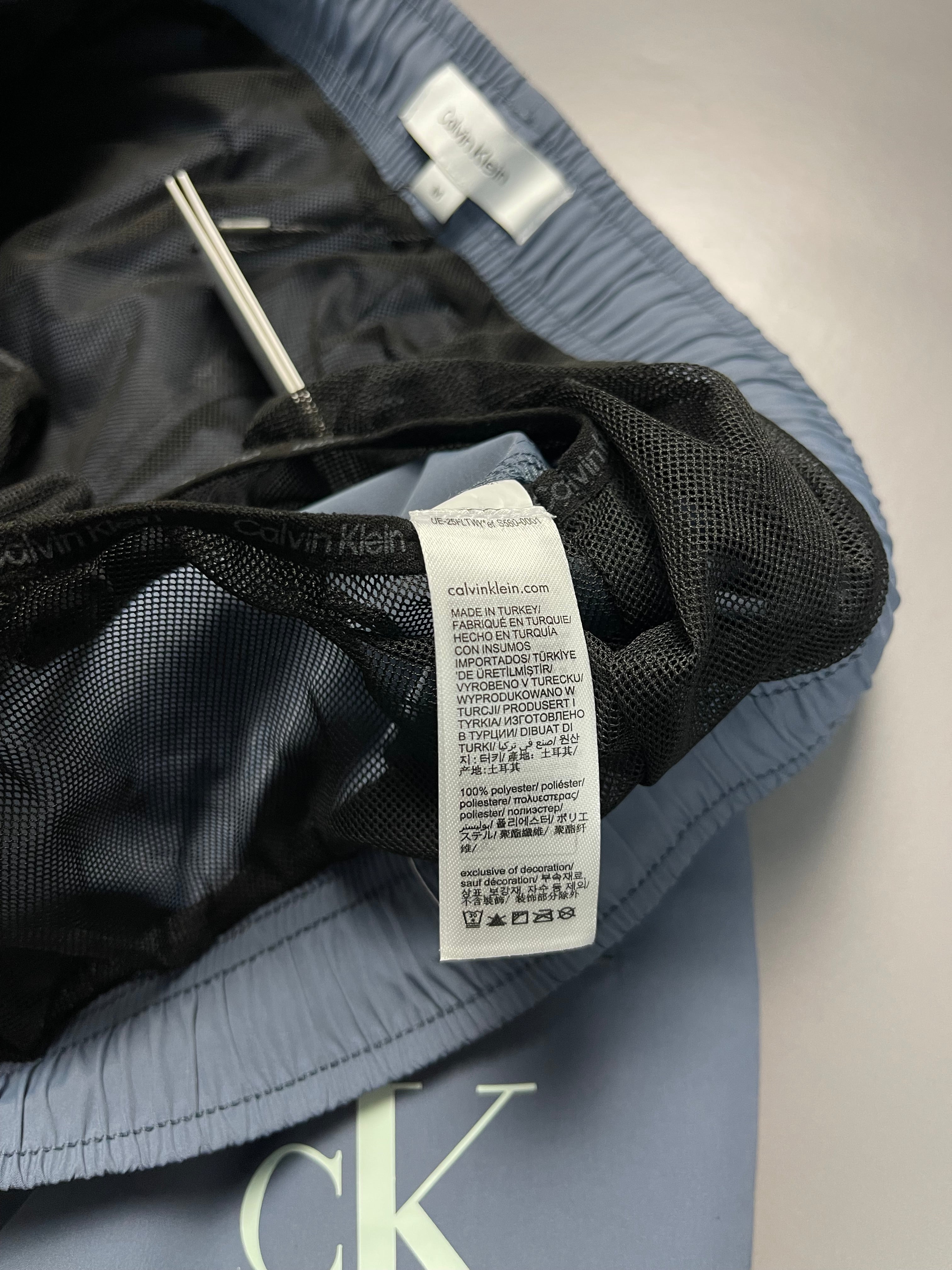 Calvin Klein Šorc