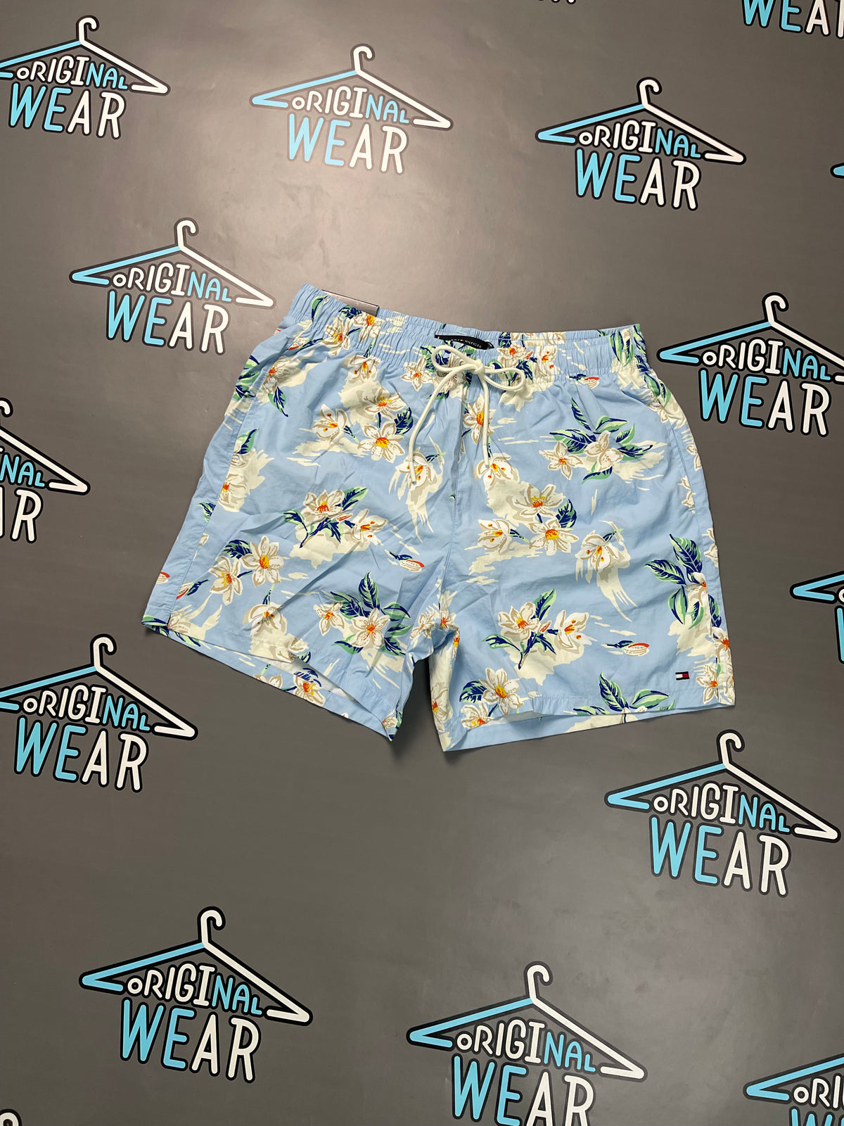 Tommy Hilfiger “Tropical” Šorc &mdash; Slika 2 od 5
