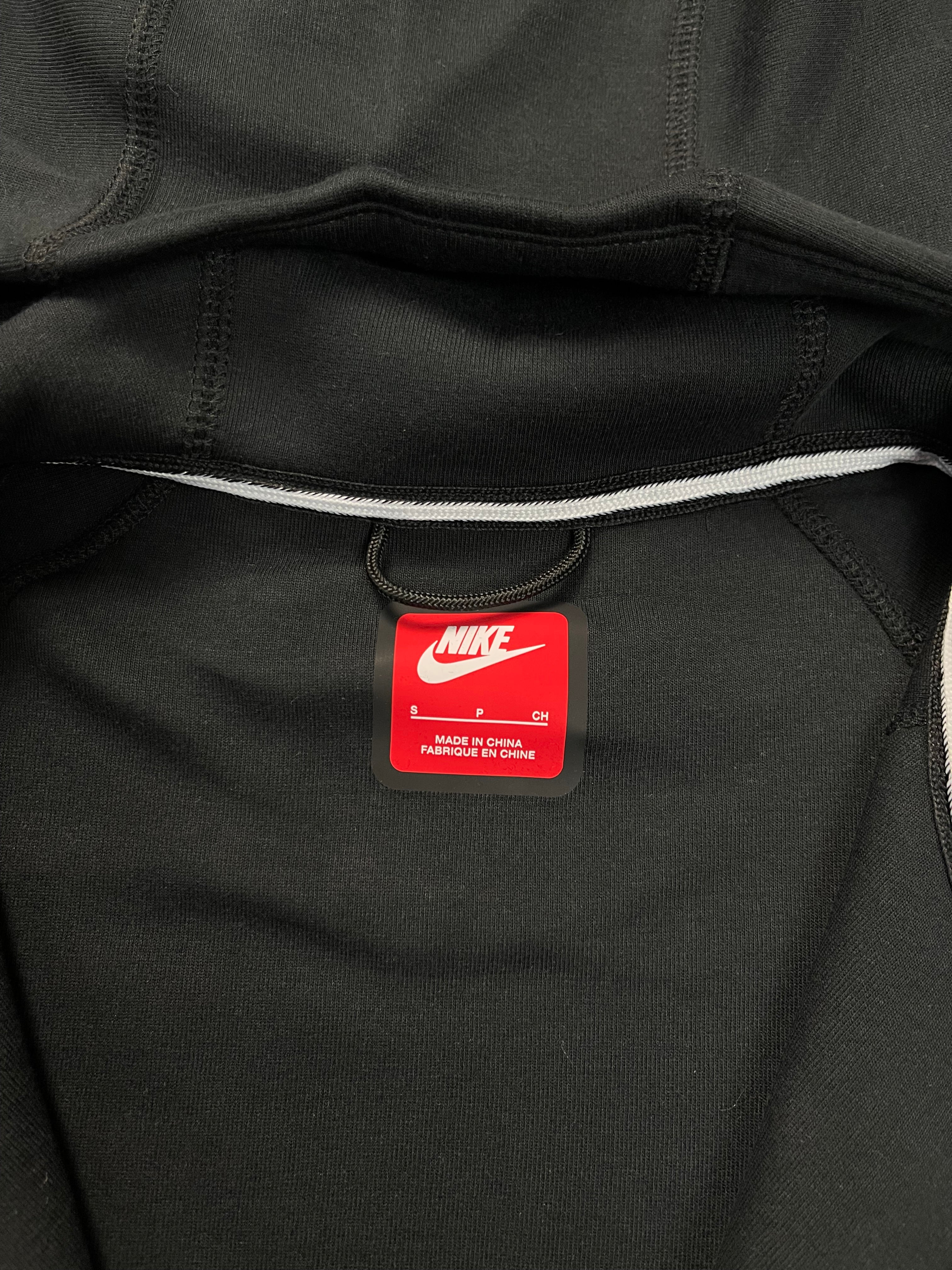 Nike Tech Fleece Duks