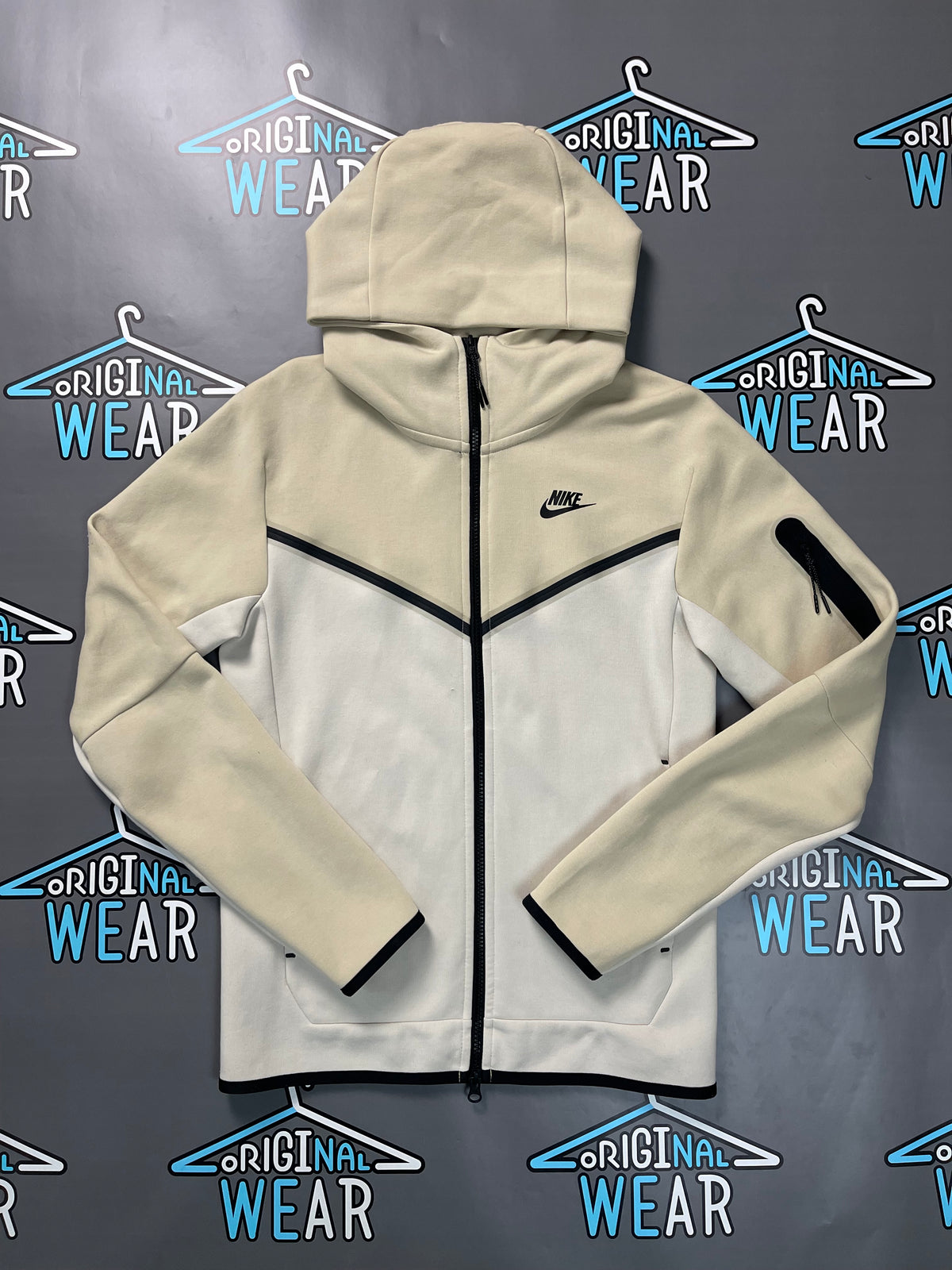 Nike Tech Fleece Duks &mdash; Slika 1 od 4
