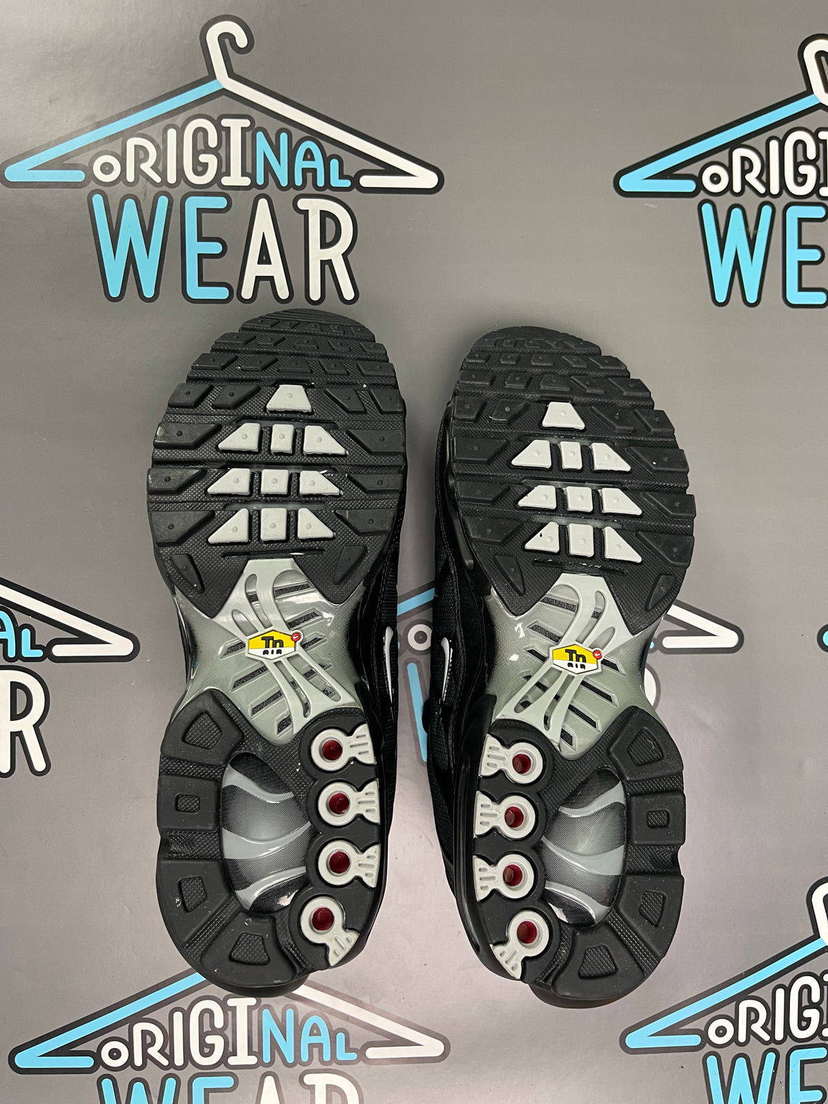 Nike AirMax TN “Multi Swoosh” Patike &mdash; Slika 4 od 6