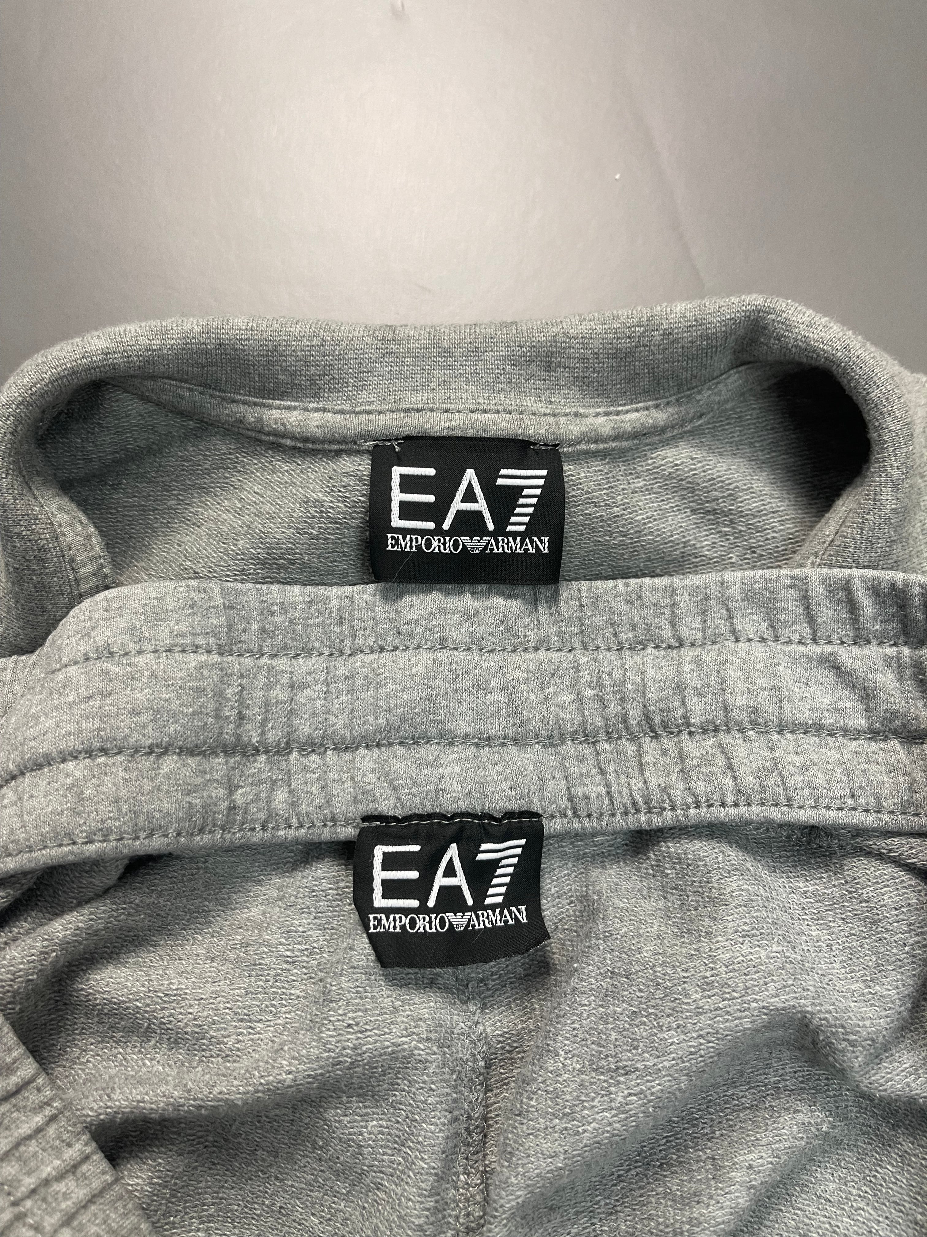 EA7 Komplet