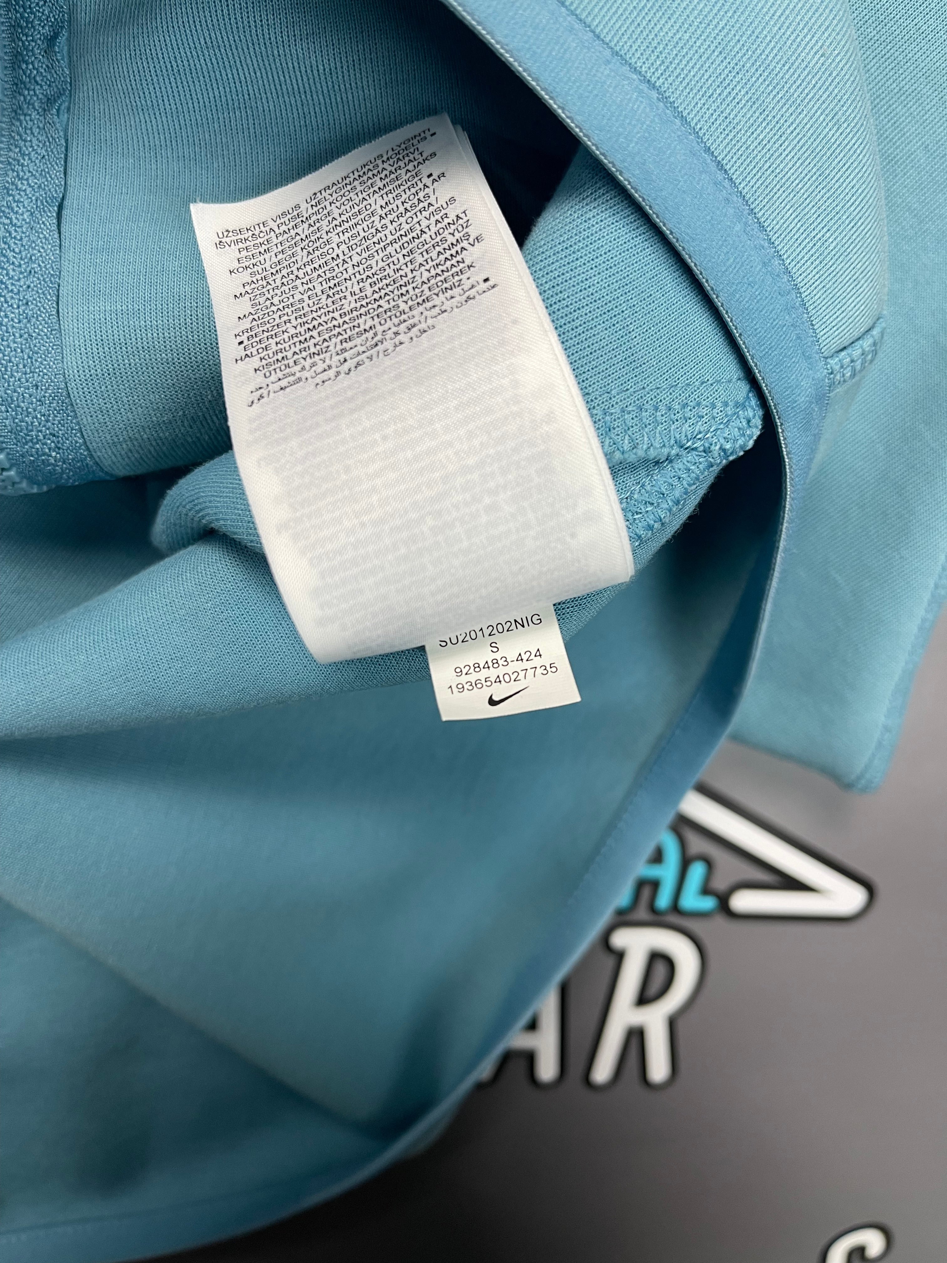 Nike Tech Fleece Duks