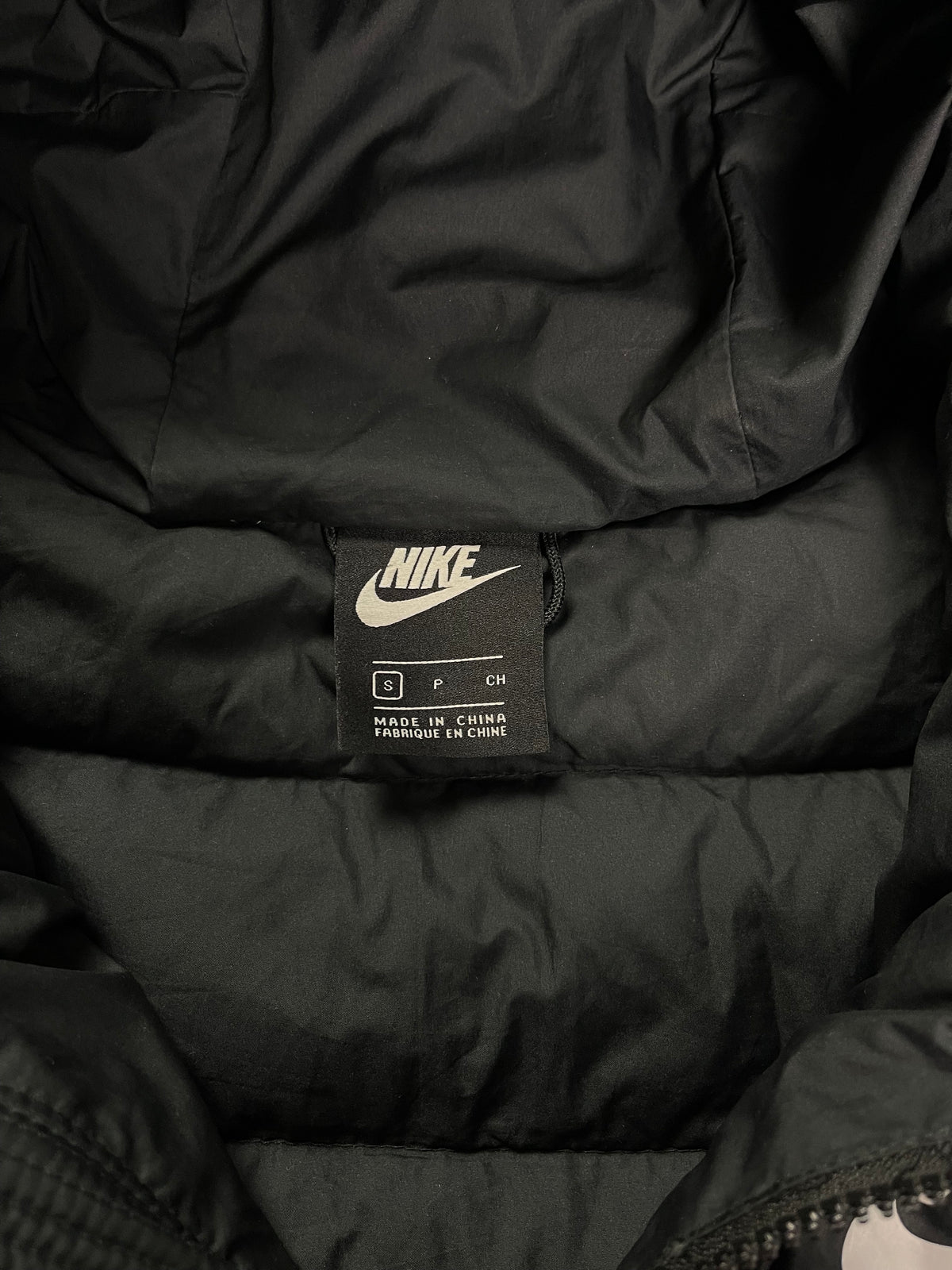 Nike DownFill Jakna &mdash; Slika 3 od 4