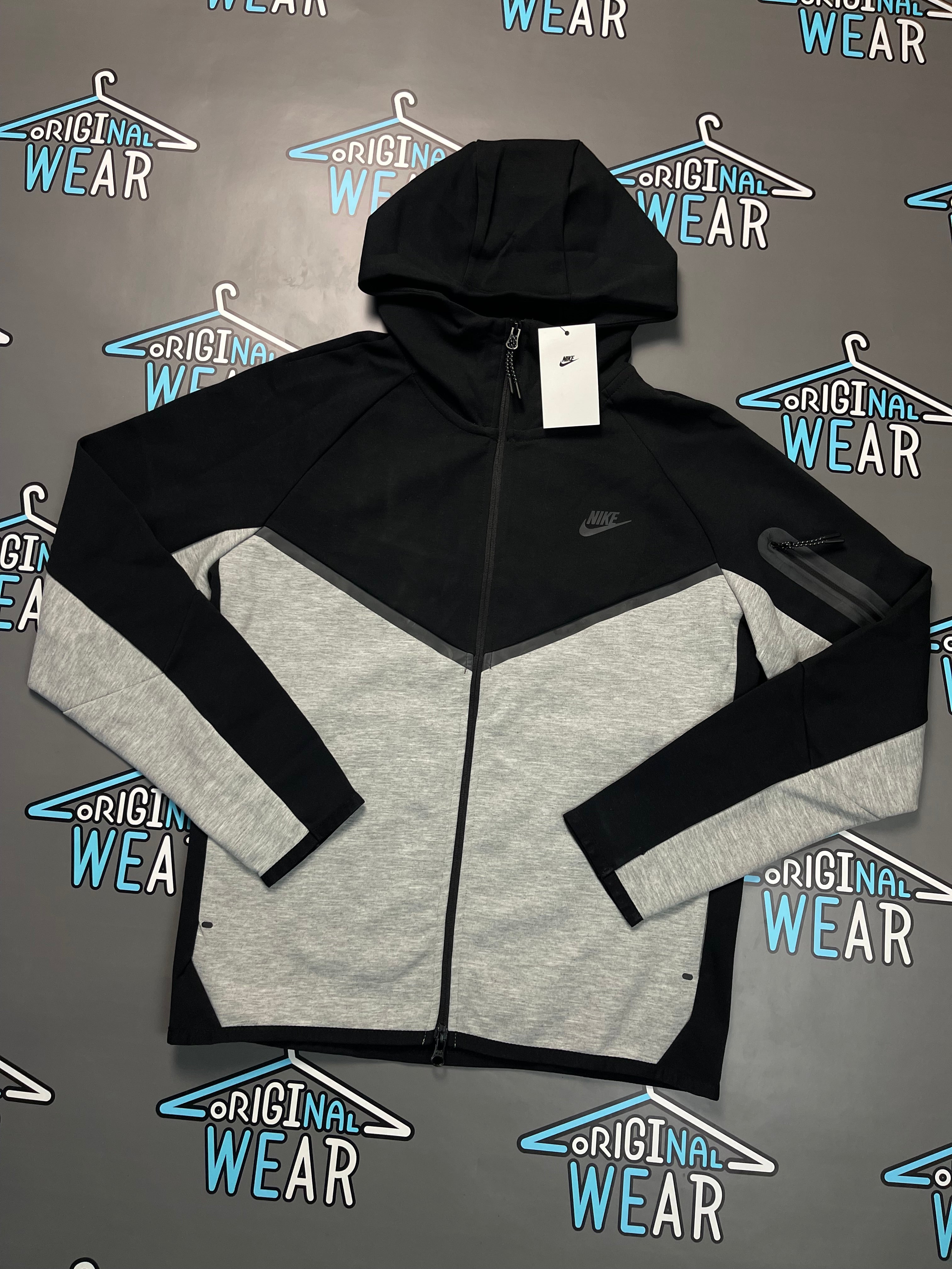 Nike Tech Fleece Duks