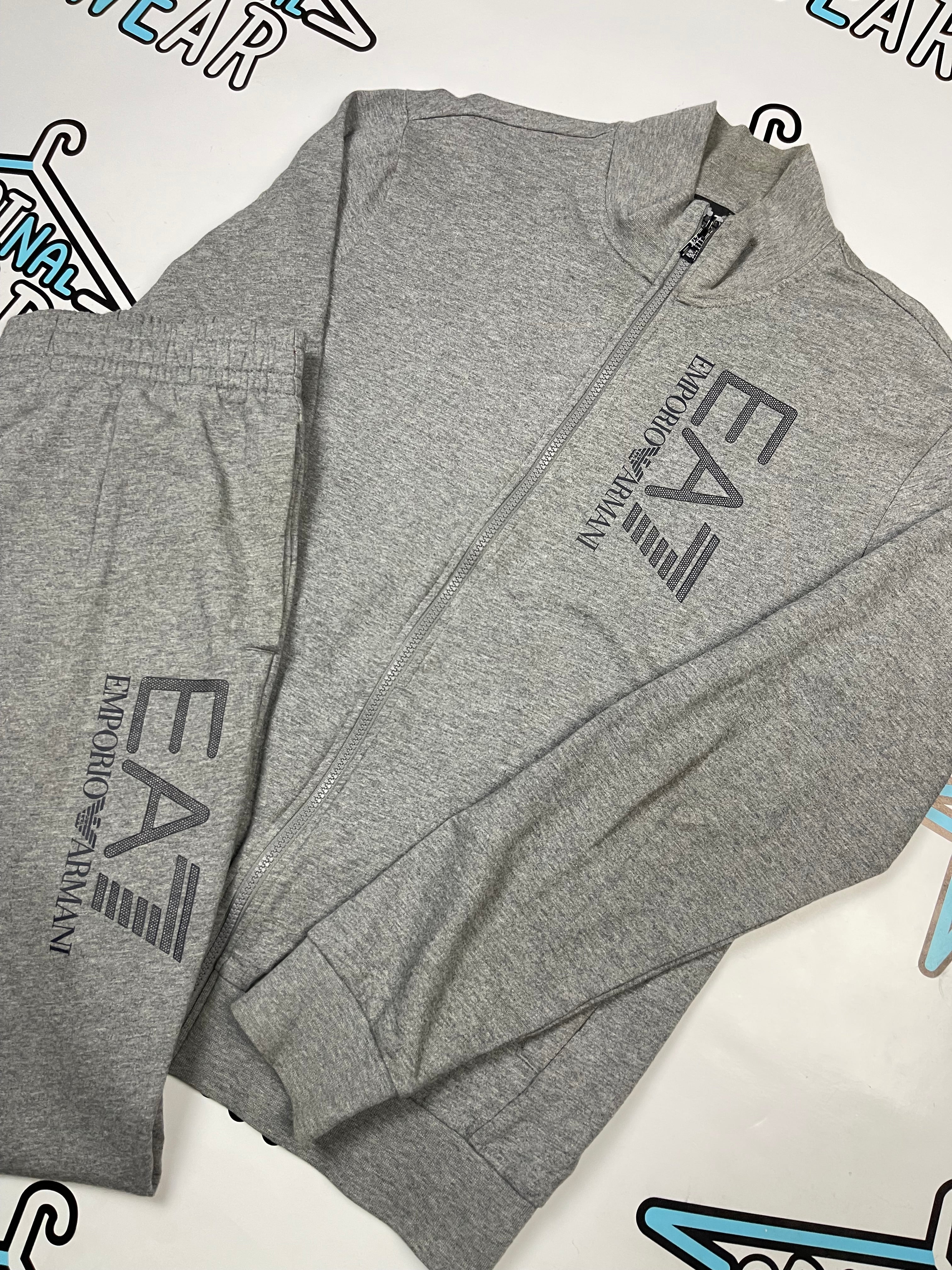 EA7 Komplet