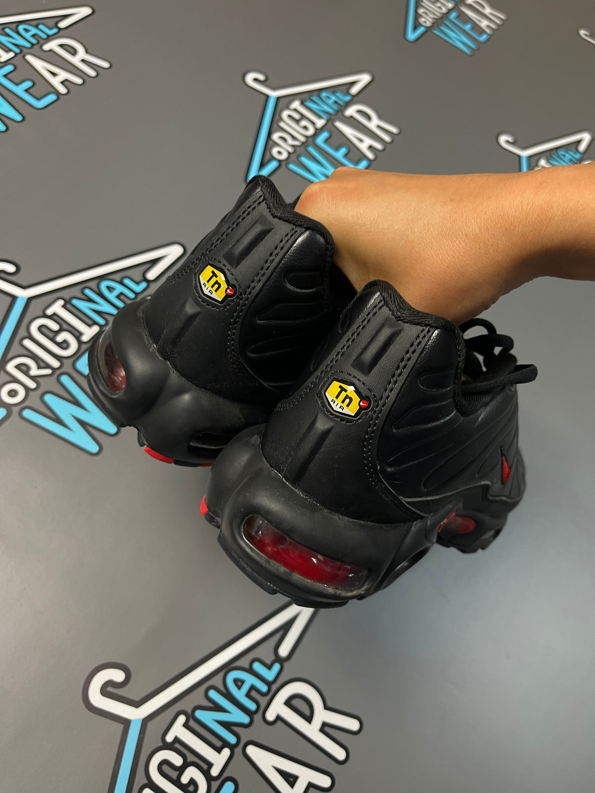 Nike Air Max Tn “Leather Bred” &mdash; Slika 5 od 6