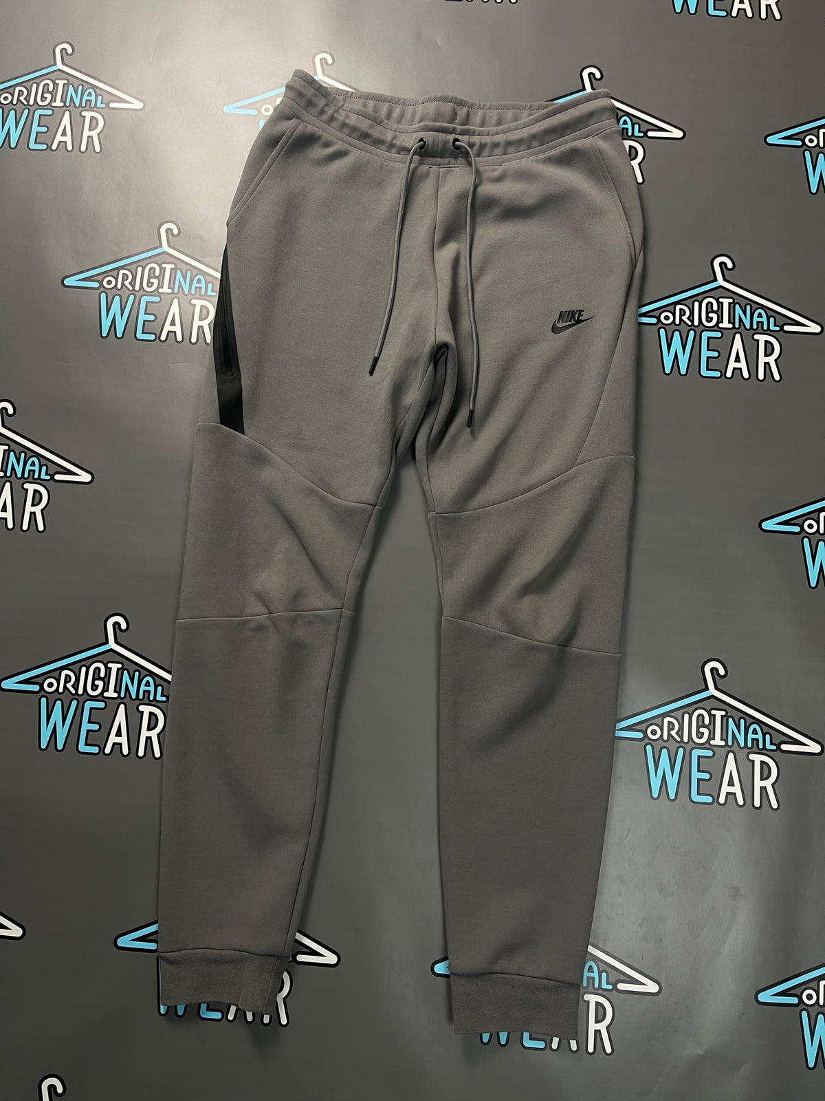 Nike Tech Fleece Trenerka &mdash; Slika 2 od 4