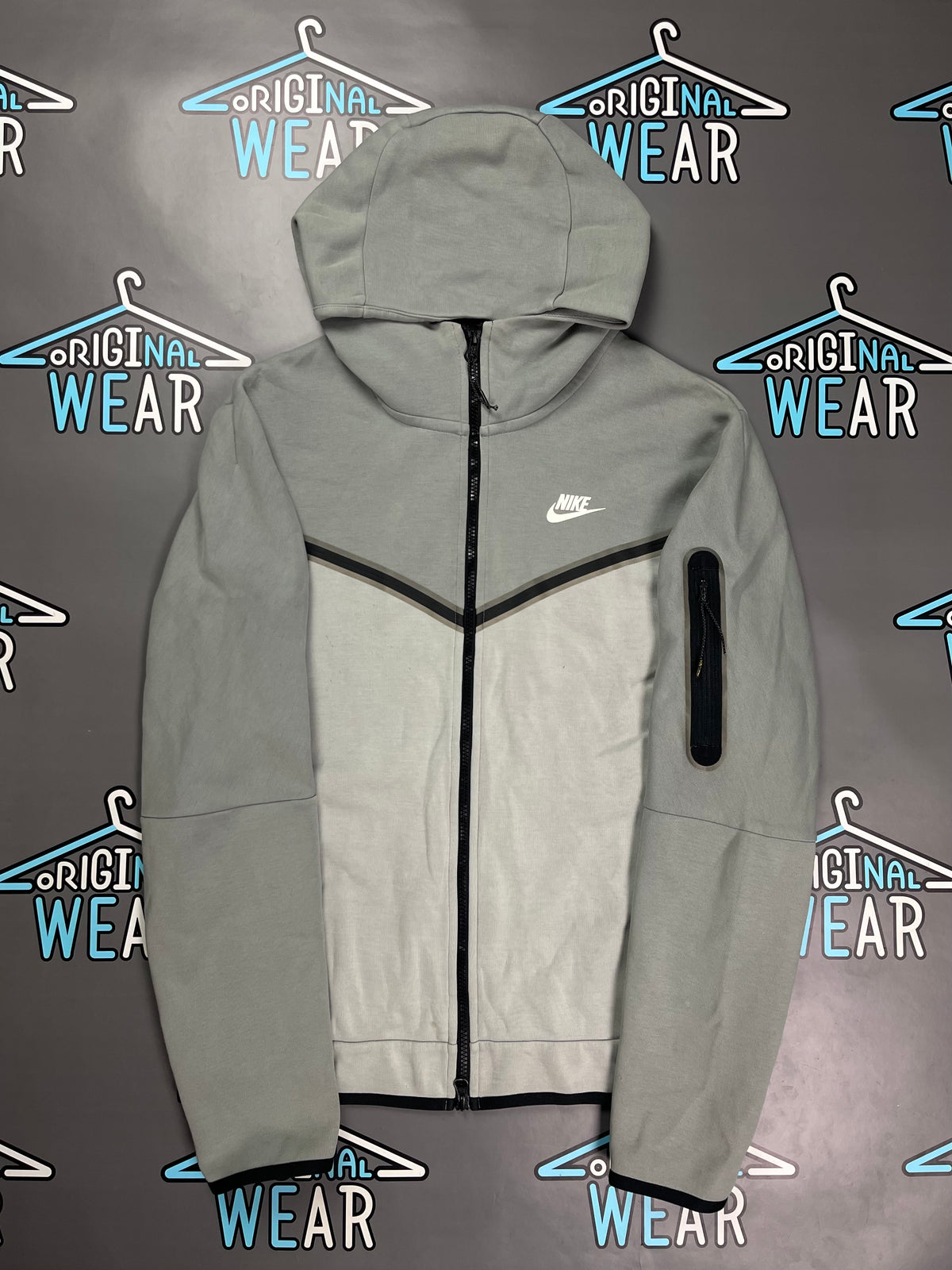 Nike Tech Fleece Duks &mdash; Slika 1 od 4