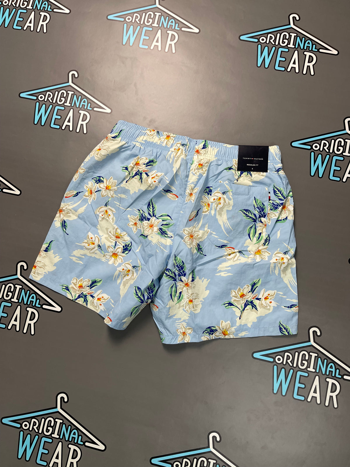 Tommy Hilfiger “Tropical” Šorc &mdash; Slika 3 od 5