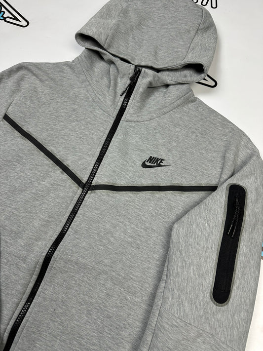 Nike Tech Fleece Duks
